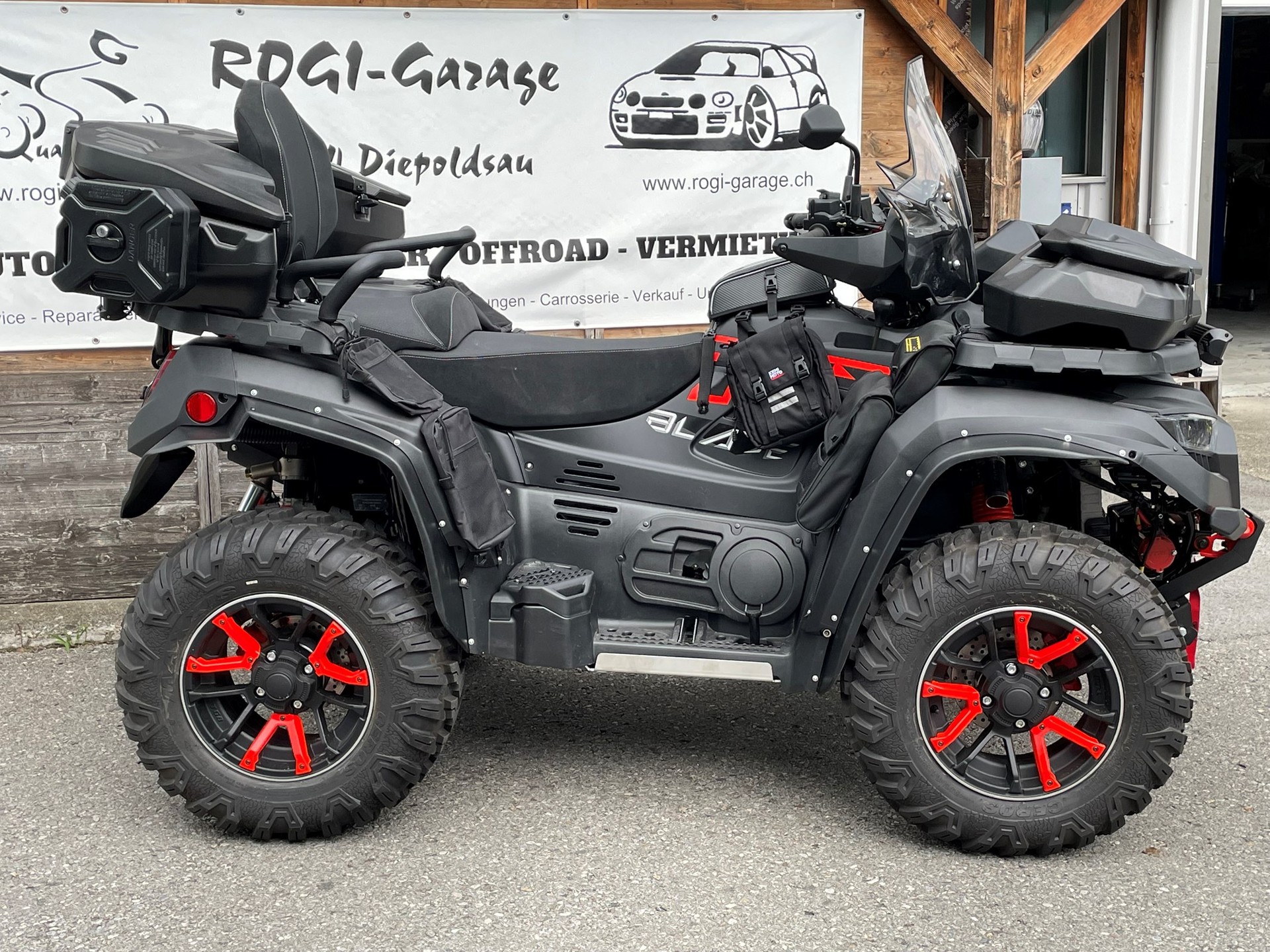 TGB Blade 1000 EFI LT Touring 4x4-image-1