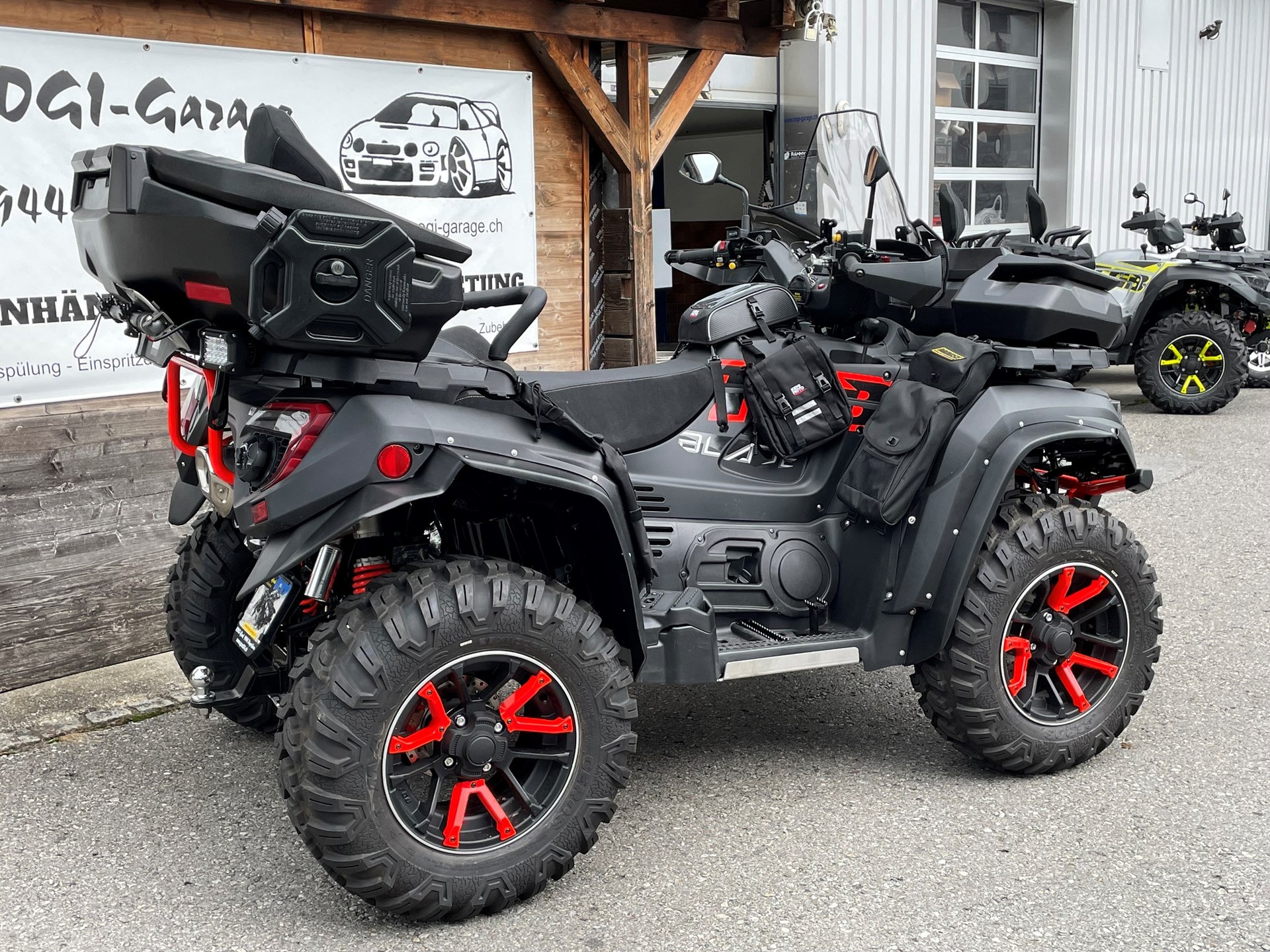 TGB Blade 1000 EFI LT Touring 4x4-image-3