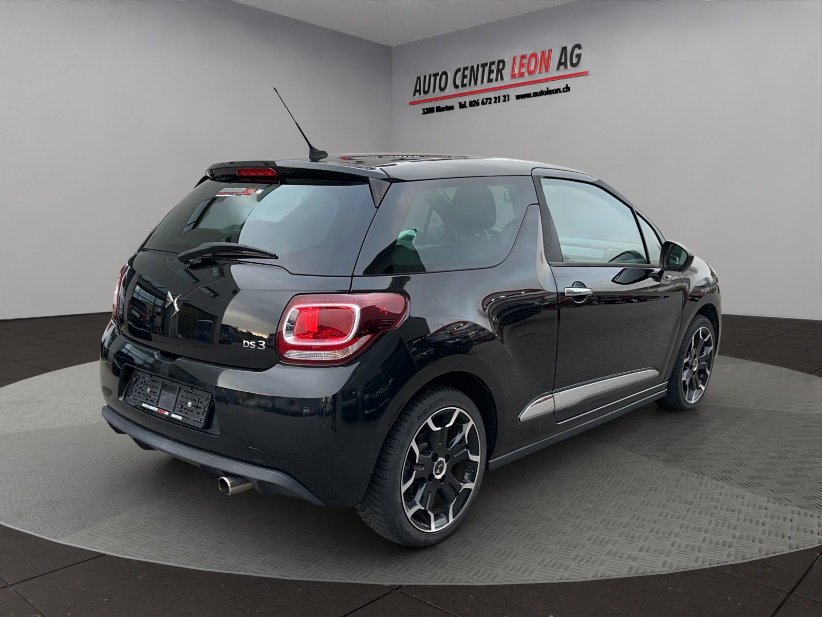 DS AUTOMOBILES DS 3 1.2 PureTech SO Chic-image-5