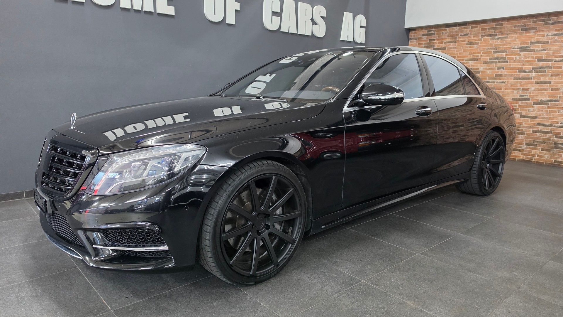 MERCEDES-BENZ S 500 7G-Tronic AMG-Line-showroom-element-2