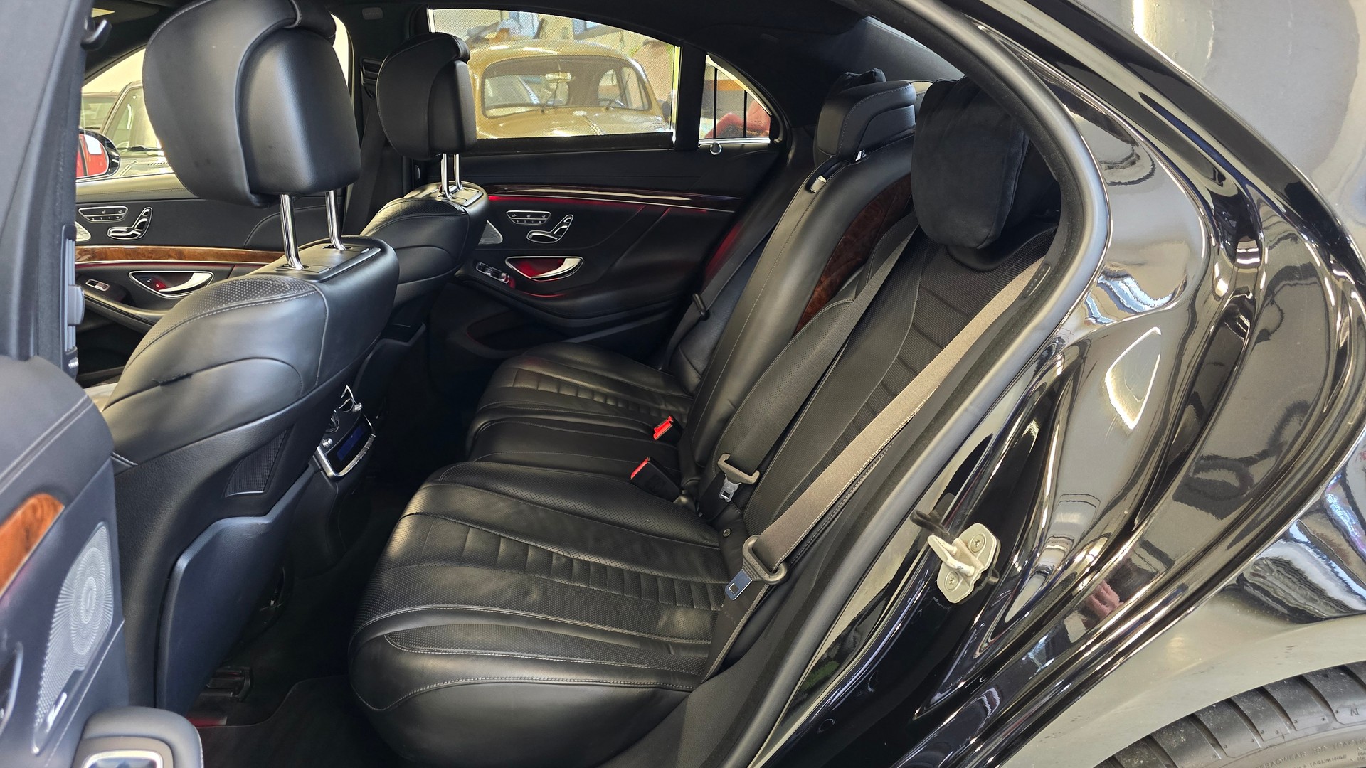 MERCEDES-BENZ S 500 7G-Tronic AMG-Line-image-19
