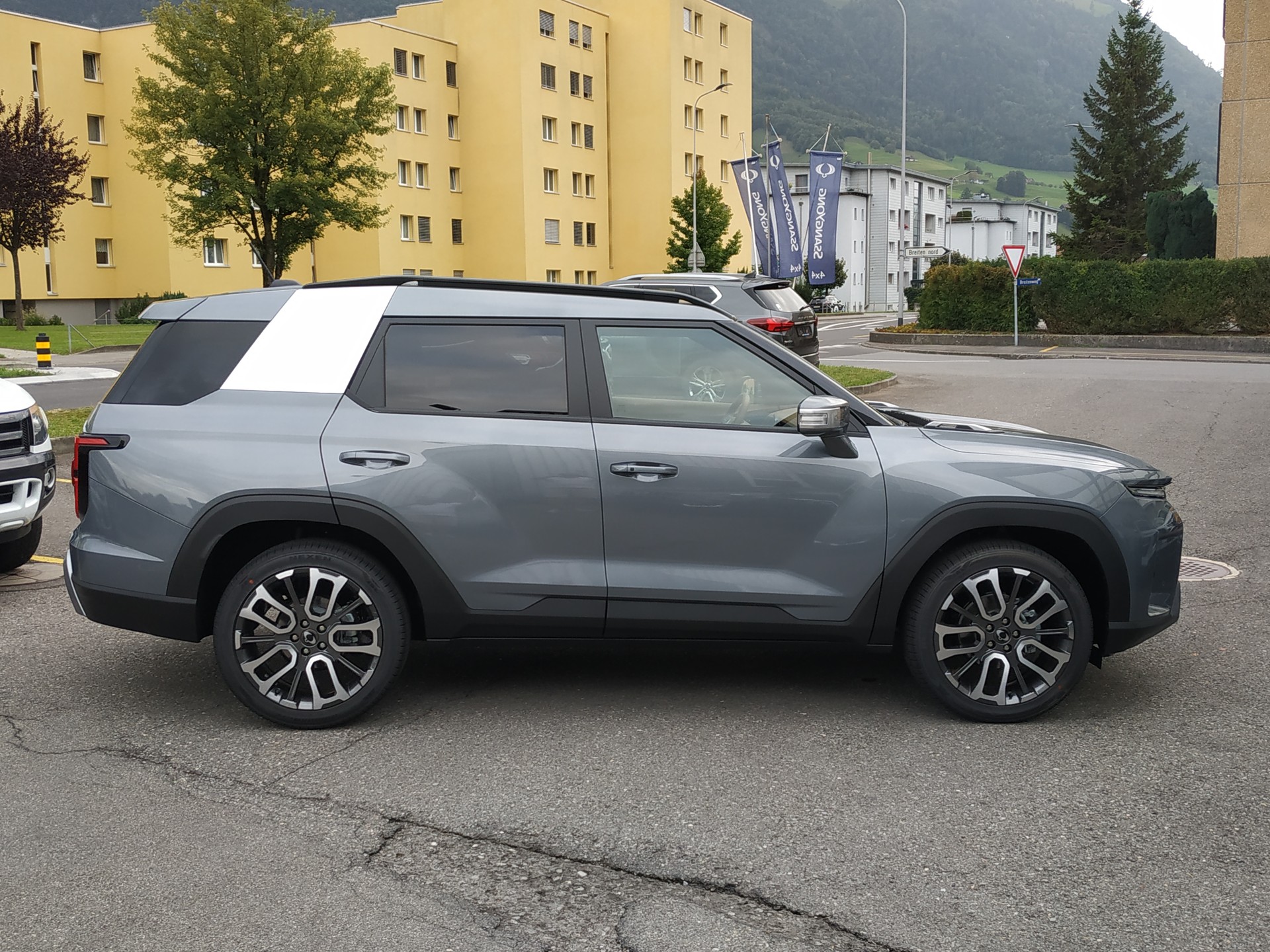 KGM-SsangYong Torres 1.5 TGDI 1st Edition 4WD AT-image-4