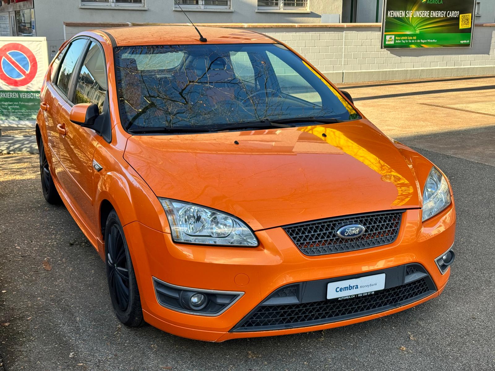 FORD Focus 2.5 Turbo ST-showroom-element-2