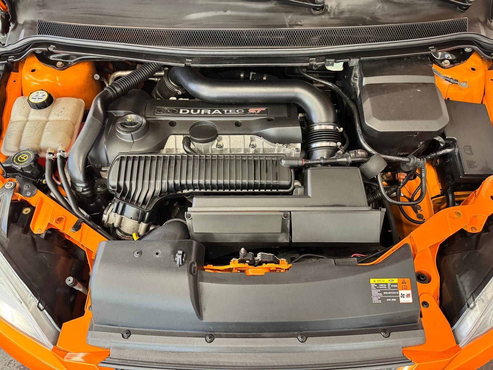 FORD Focus 2.5 Turbo ST-image-19