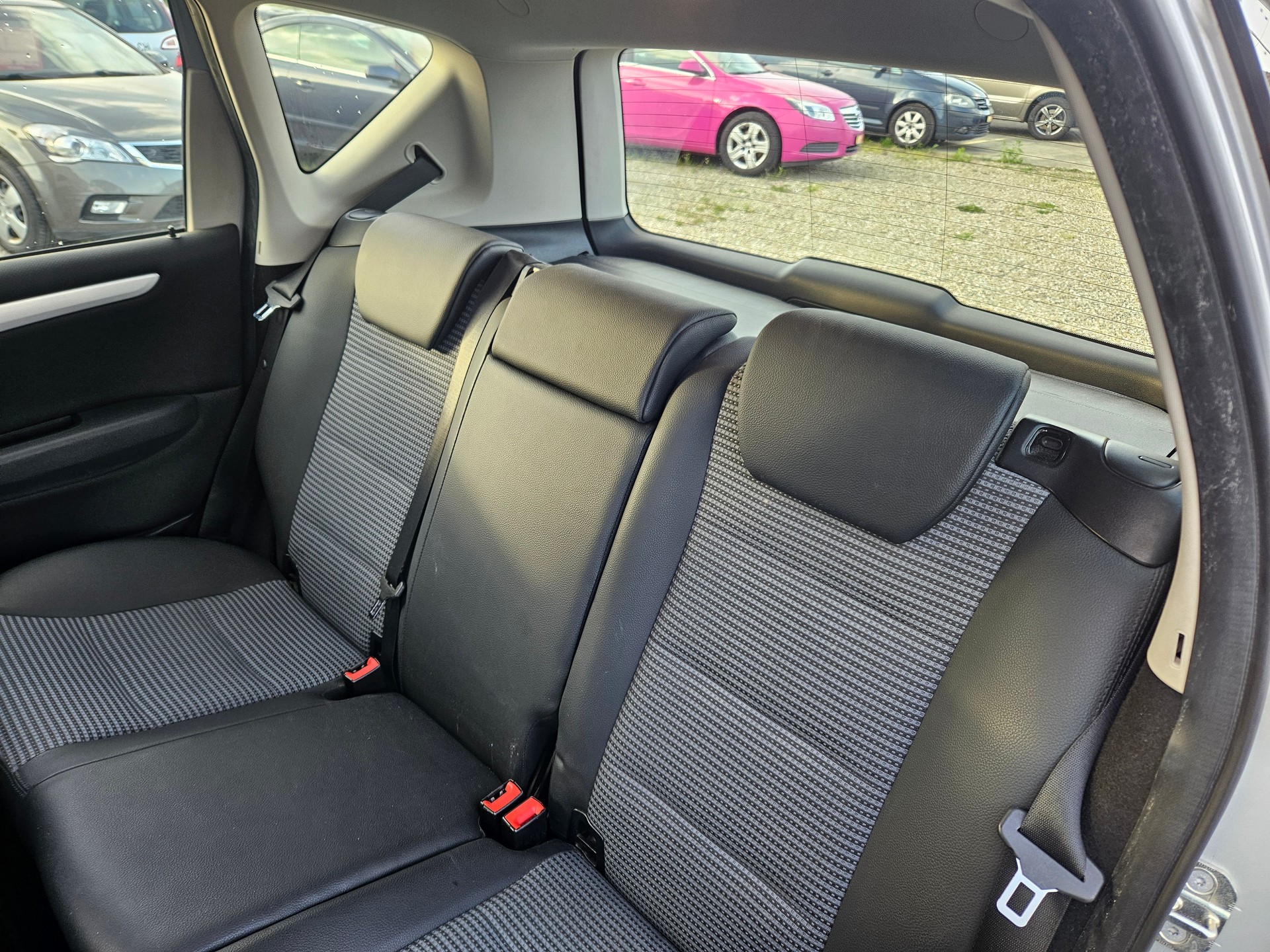 MERCEDES-BENZ A 200 Avantgarde-image-9