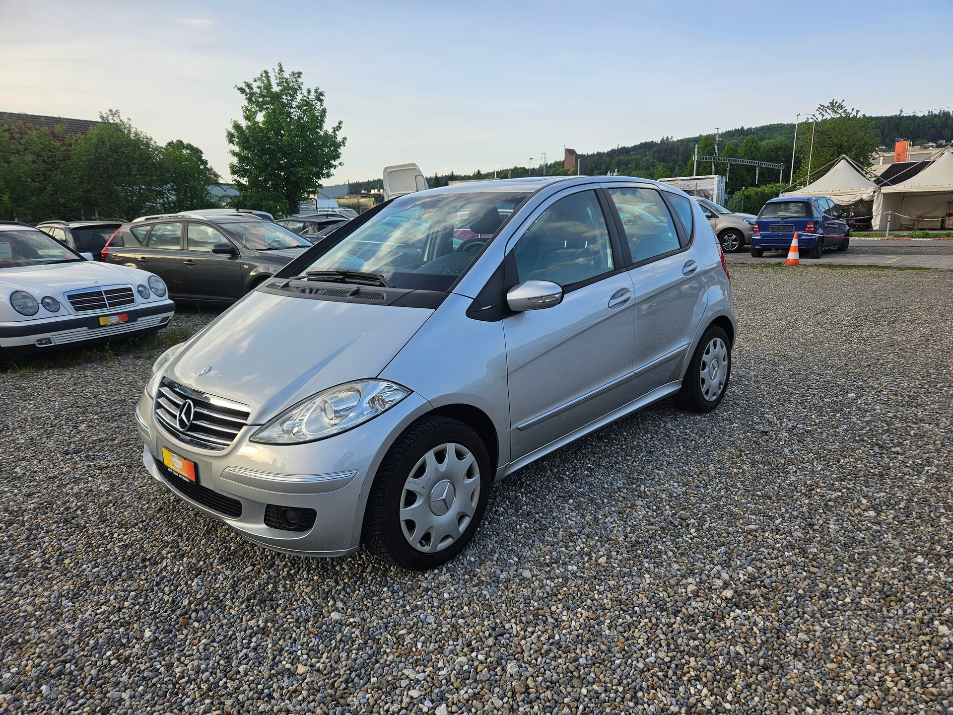 MERCEDES-BENZ A 200 Avantgarde