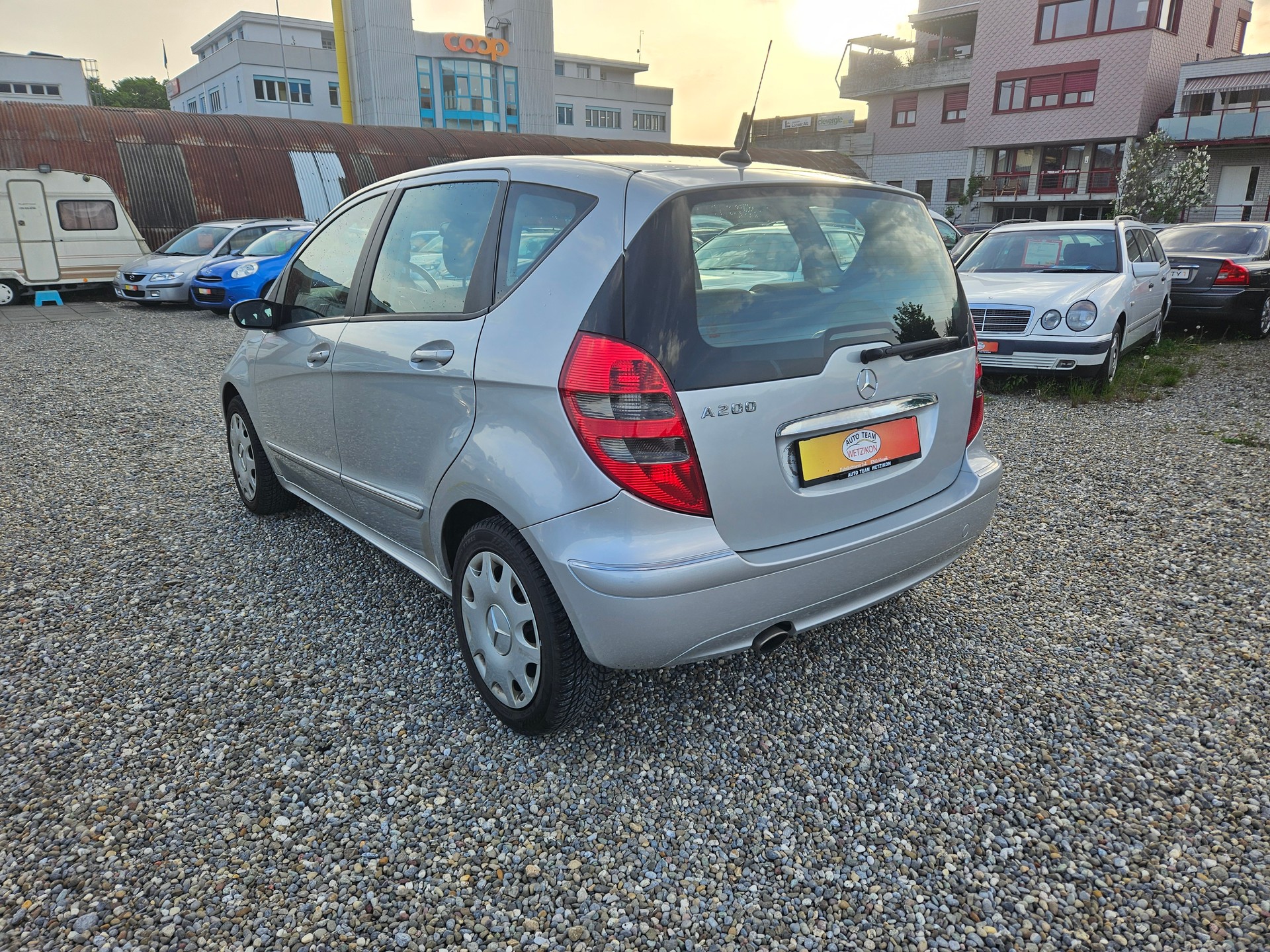 MERCEDES-BENZ A 200 Avantgarde-image-6