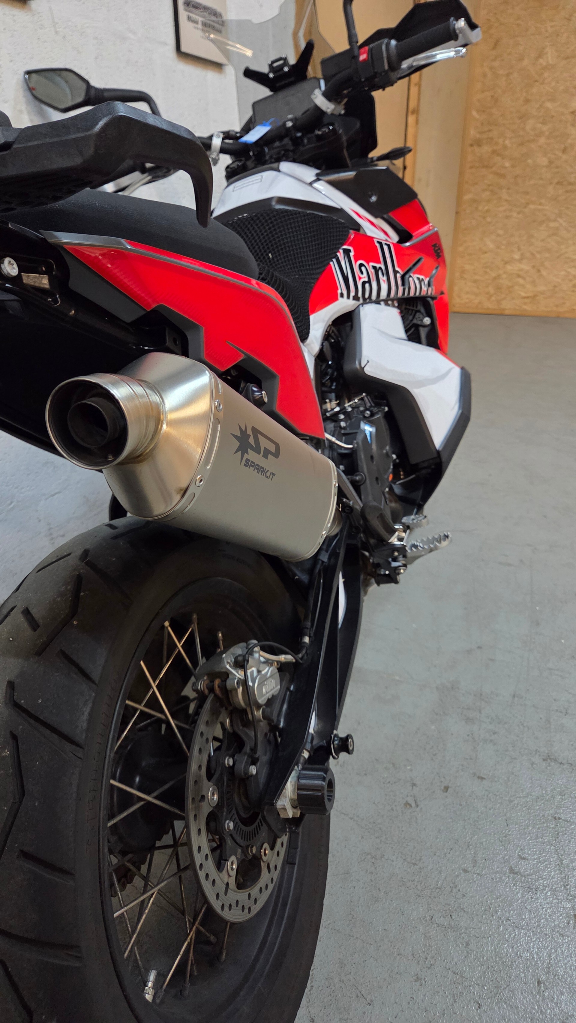KTM 890 Adventure L-image-3
