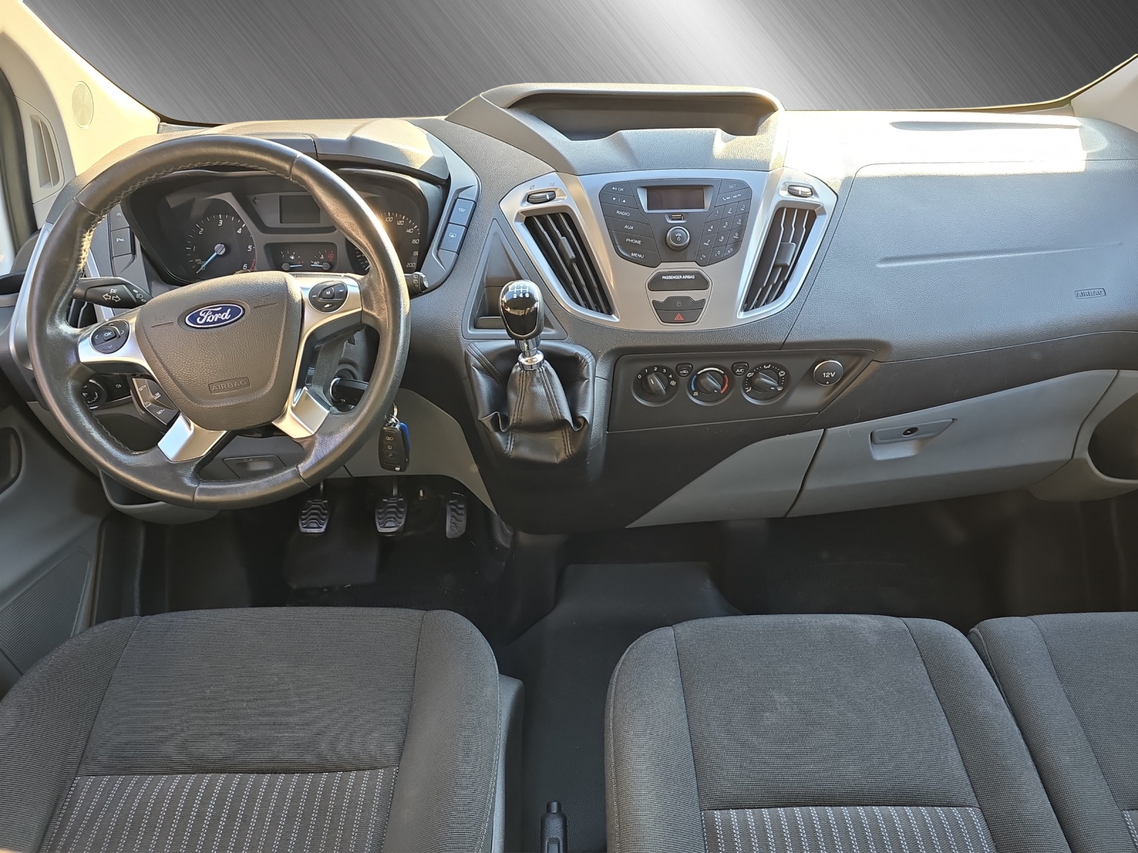 FORD Transit Custom Kombi 310 L1 2.2 TDCi 125 Tren-image-8