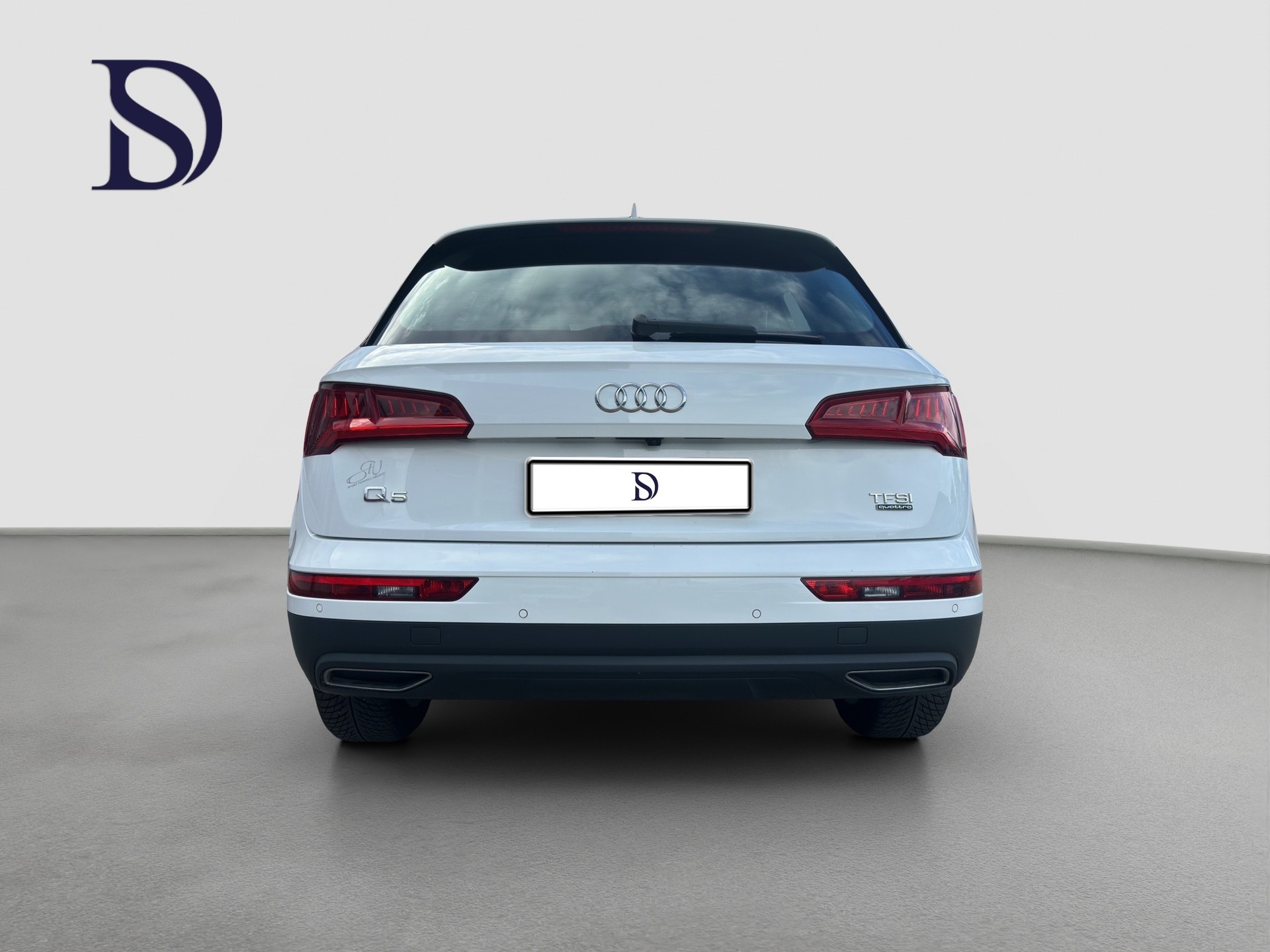 AUDI Q5 2.0 TFSI quattro S-tronic-image-5