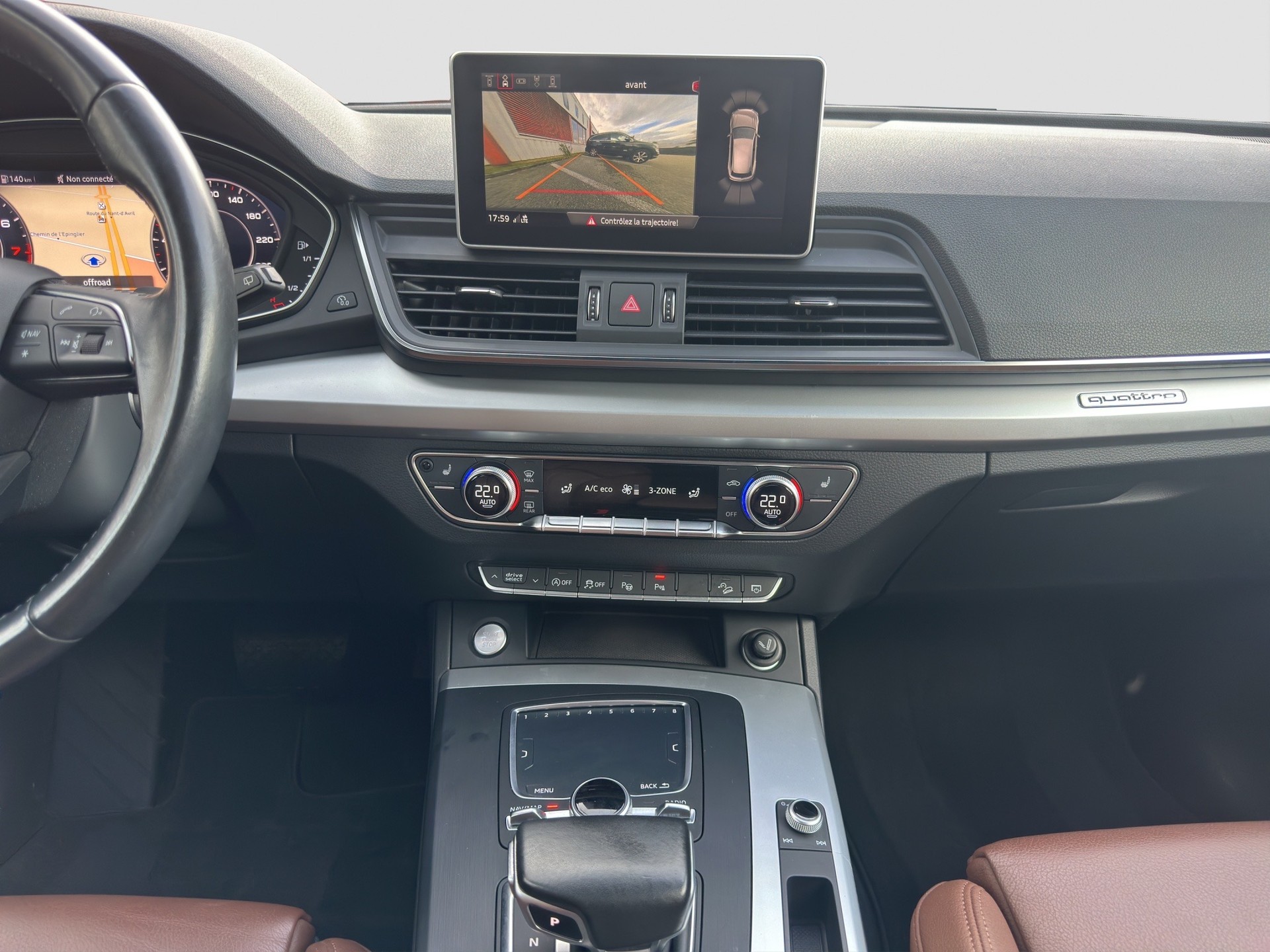 AUDI Q5 2.0 TFSI quattro S-tronic-image-19
