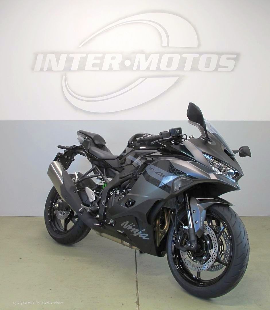 KAWASAKI NINJA ZX 4RR (57/35KW)-image-1