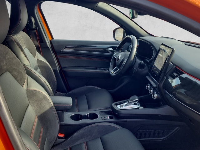 RENAULT Arkana 1.6 E-Tech R.S. Line-image-11