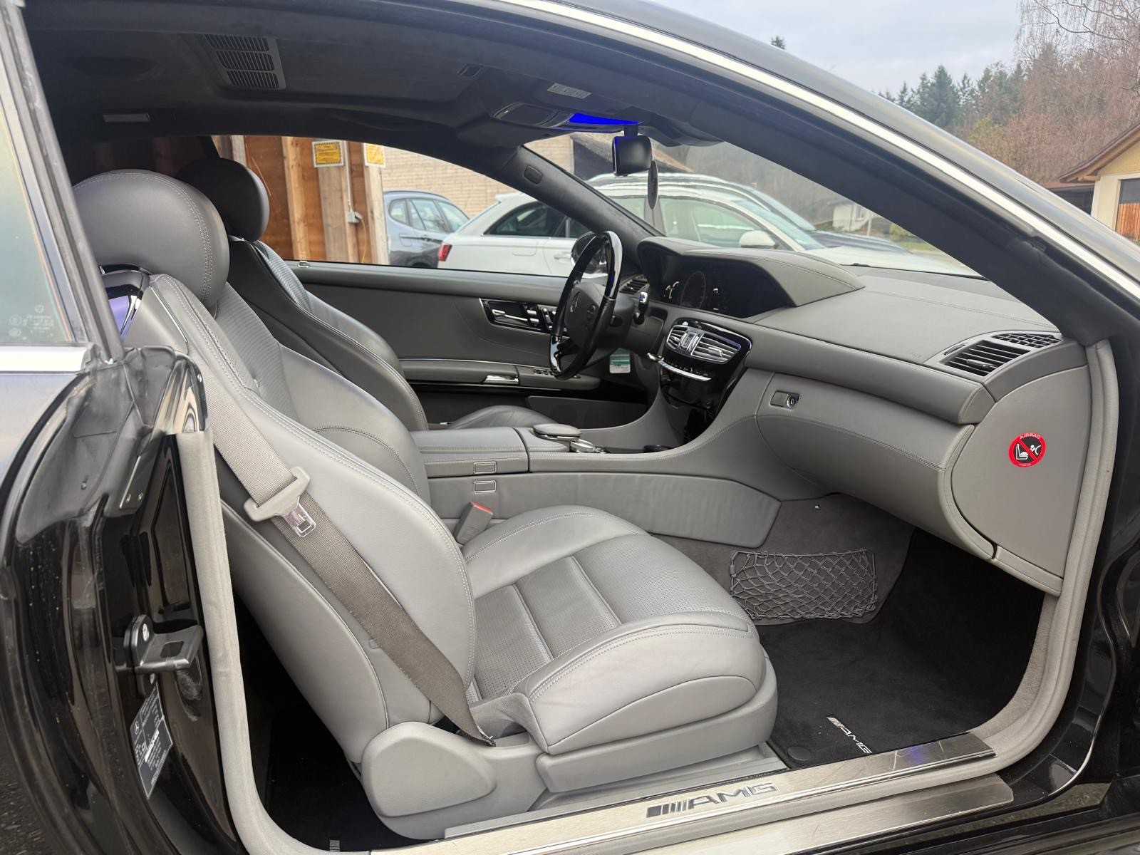MERCEDES-BENZ CL 63 AMG 7G-Tronic-image-10