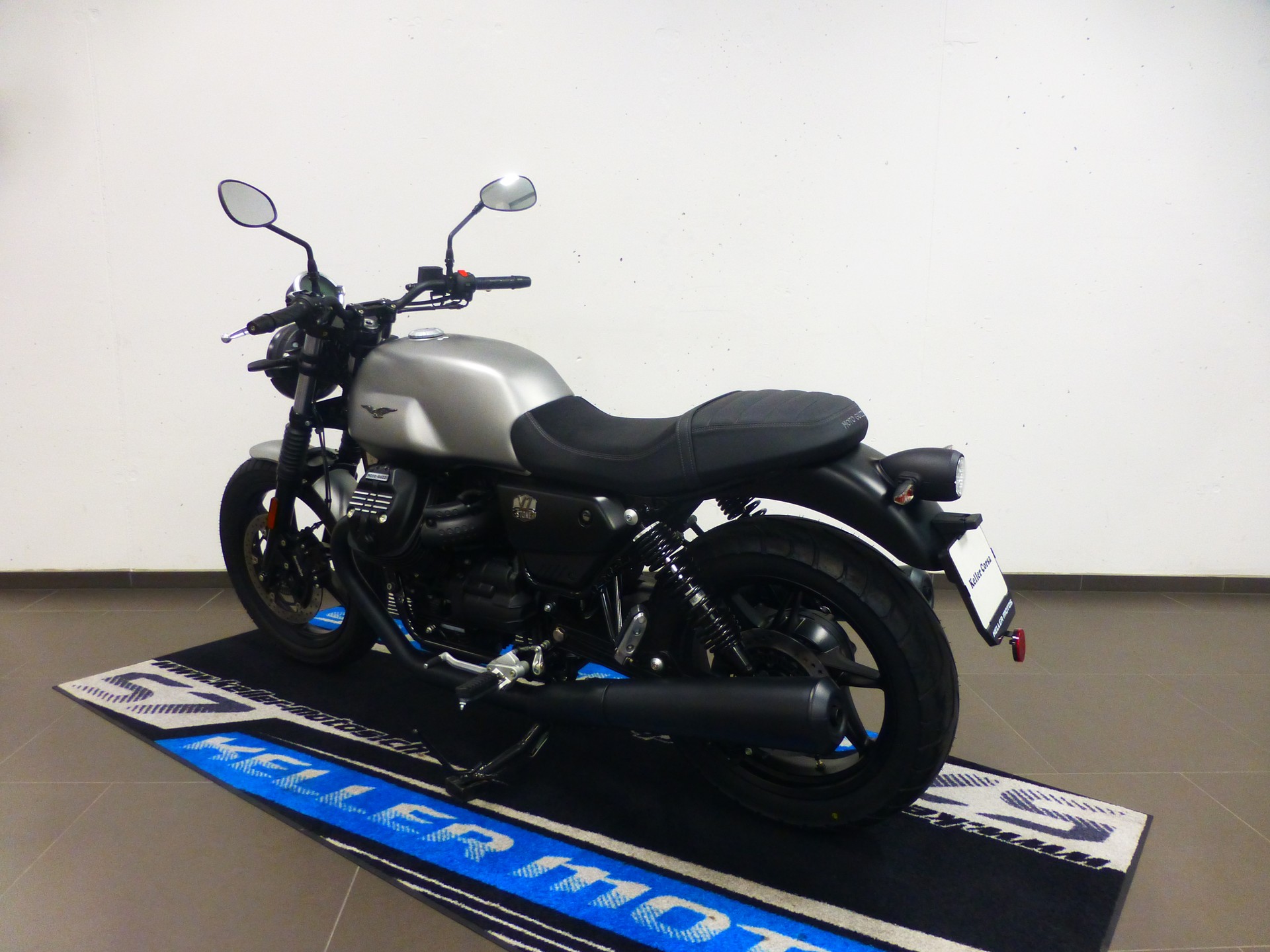 MOTO GUZZI V7 IV 850 Stone-image-3