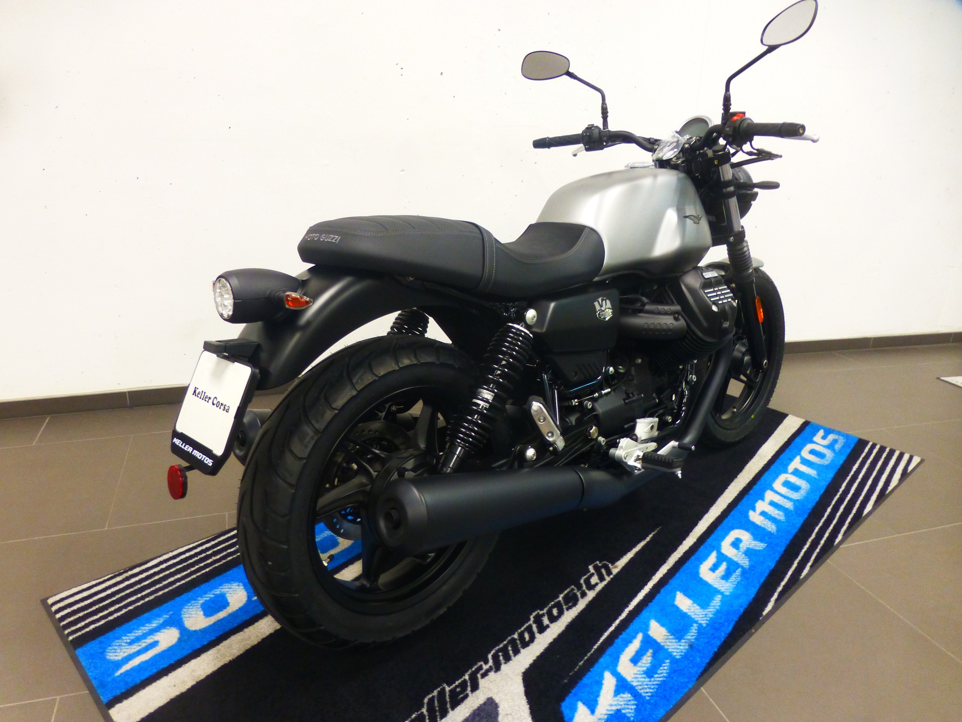 MOTO GUZZI V7 IV 850 Stone-image-14