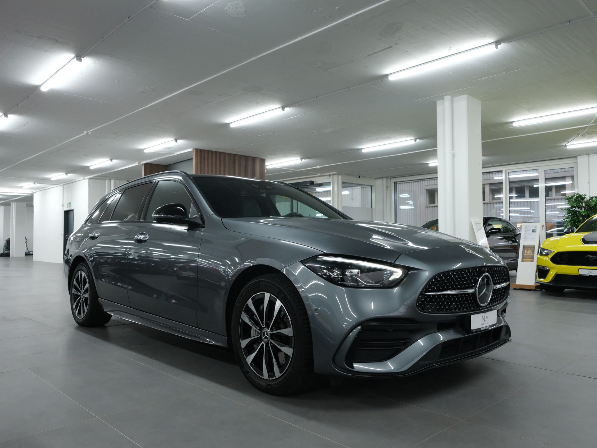 MERCEDES-BENZ C 300 e T AMG Line *Premium Plus Paket* *Winterpaket* *Pano*-showroom-element-1
