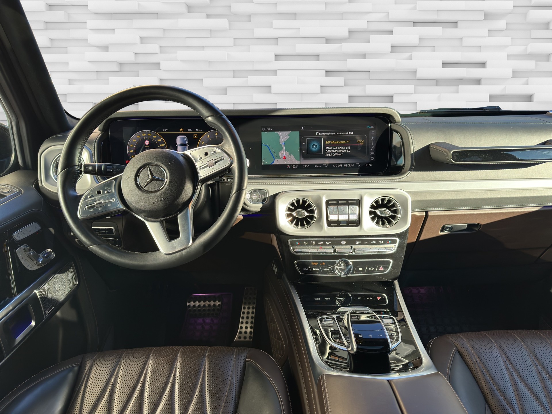 MERCEDES-BENZ G 500 AMG Line 9G-Tronic-image-7