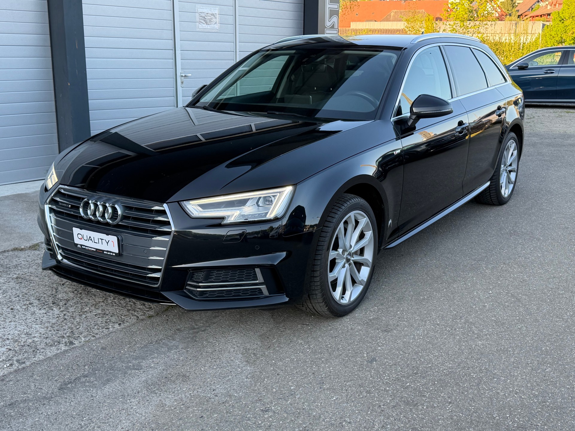 AUDI A4 Avant 2.0 TDI quattro S-tronic S-Line