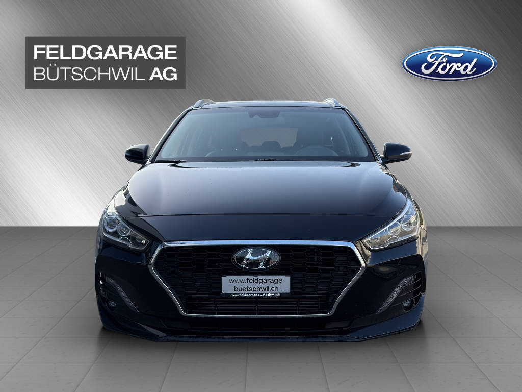 HYUNDAI i30 Wagon 1.6 CRDi Vertex-showroom-element-1