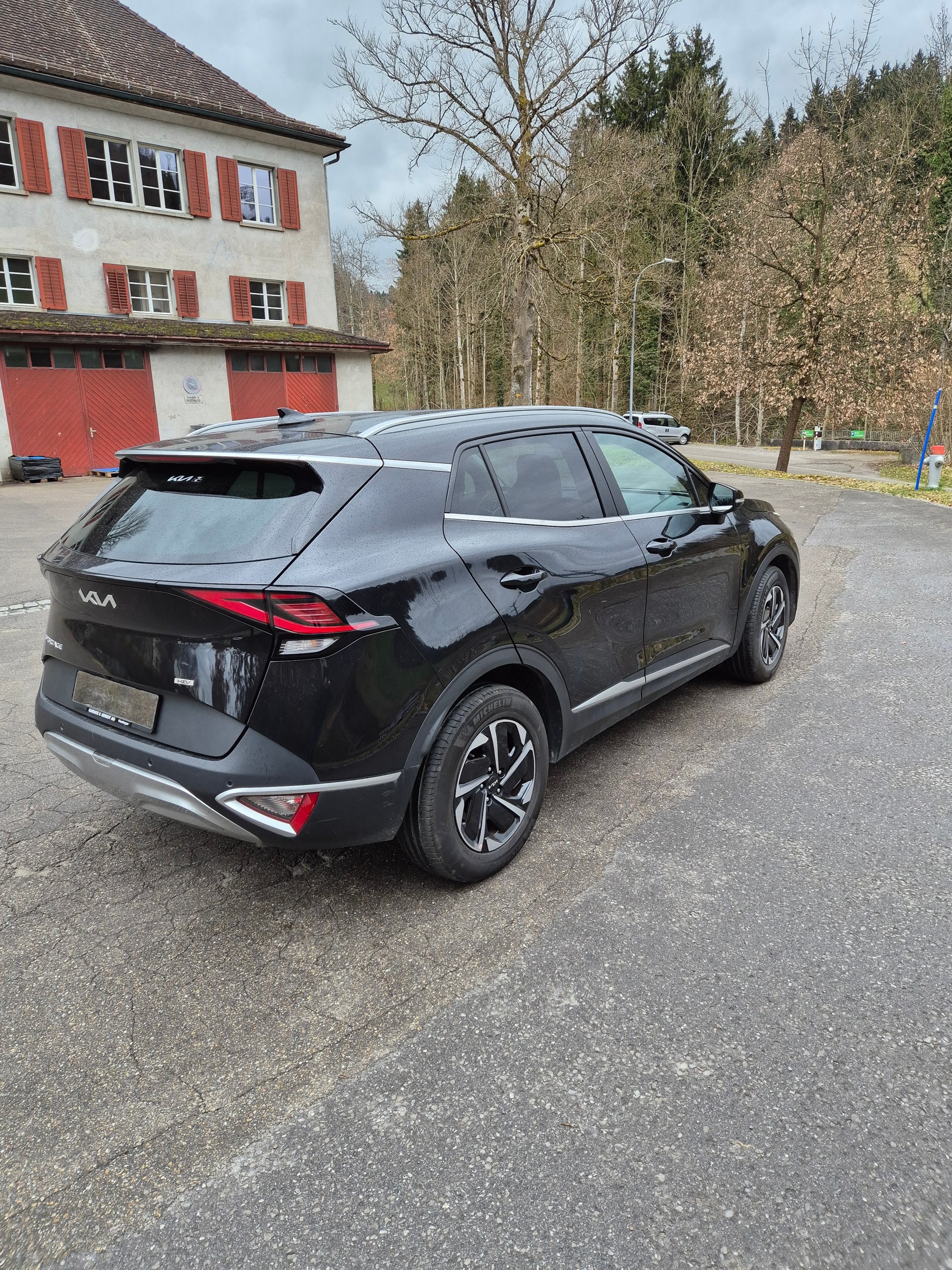 KIA Sportage 1.6T-GDi HEV Power Edition 4x4 A-image-3
