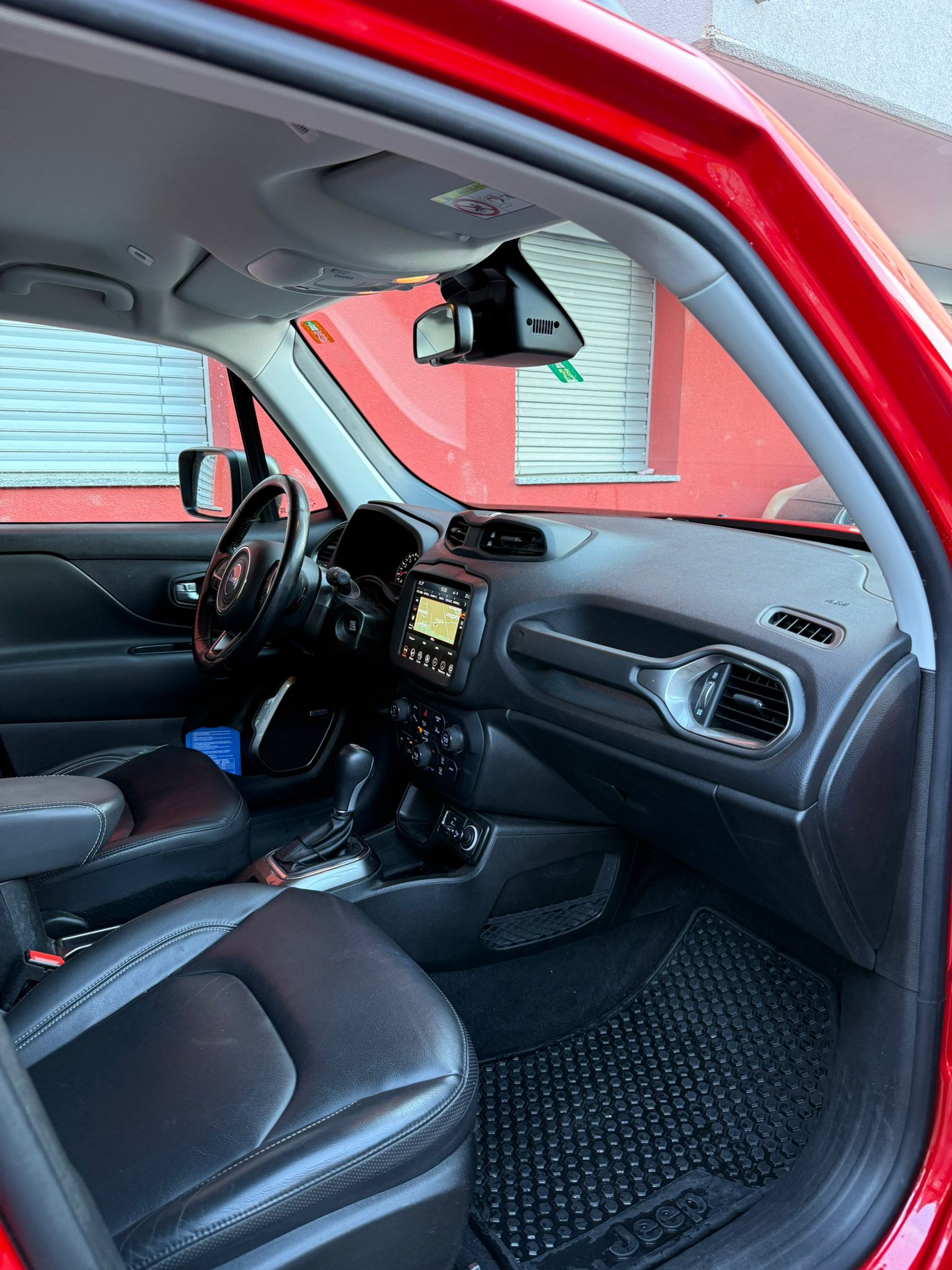 JEEP Renegade 1.3 GSE Turbo Limited-image-1