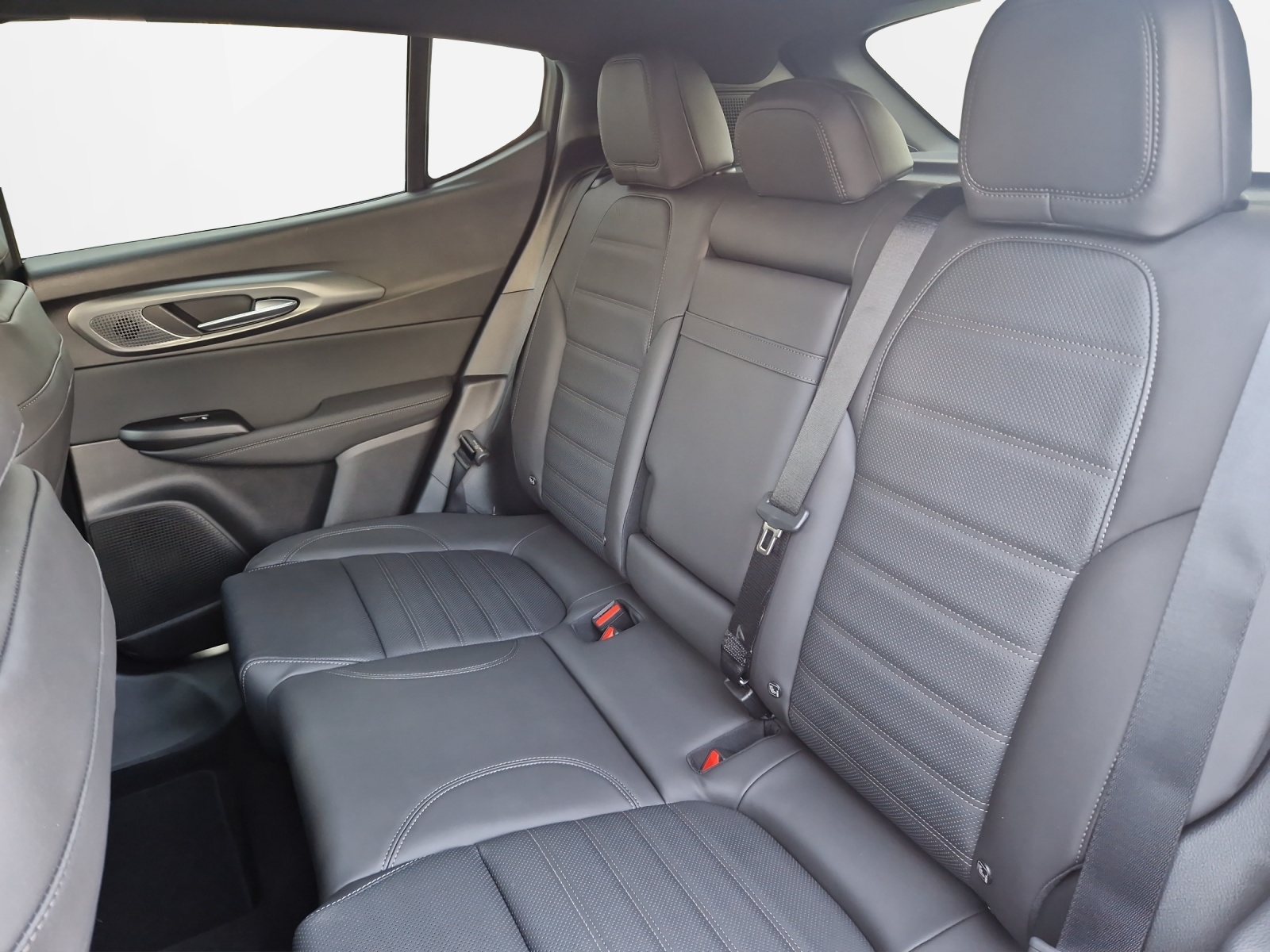 ALFA ROMEO Tonale 1.5 Veloce-showroom-element-3