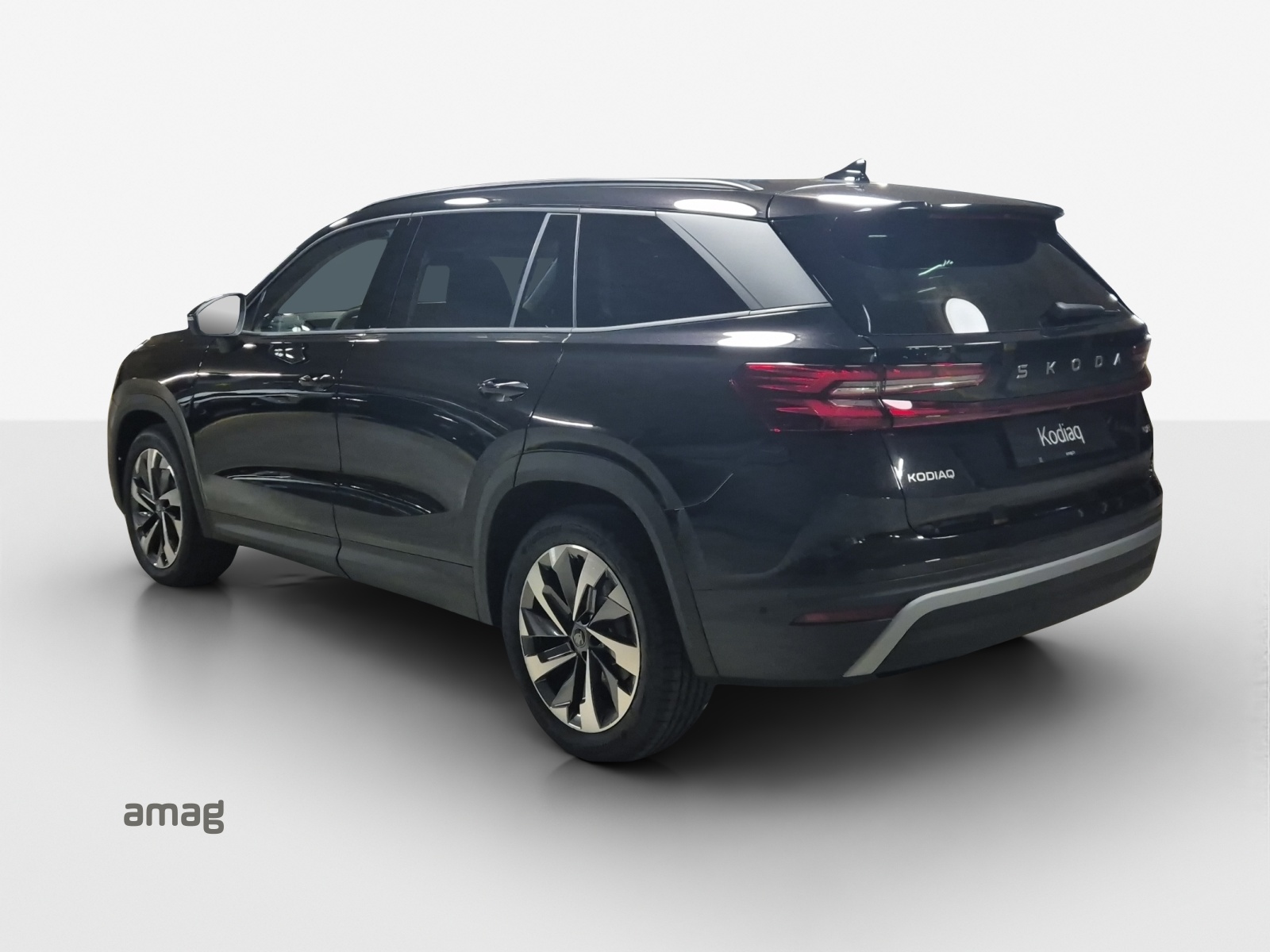 SKODA Kodiaq 2.0 TSI Dynamic 4x4-showroom-element-2