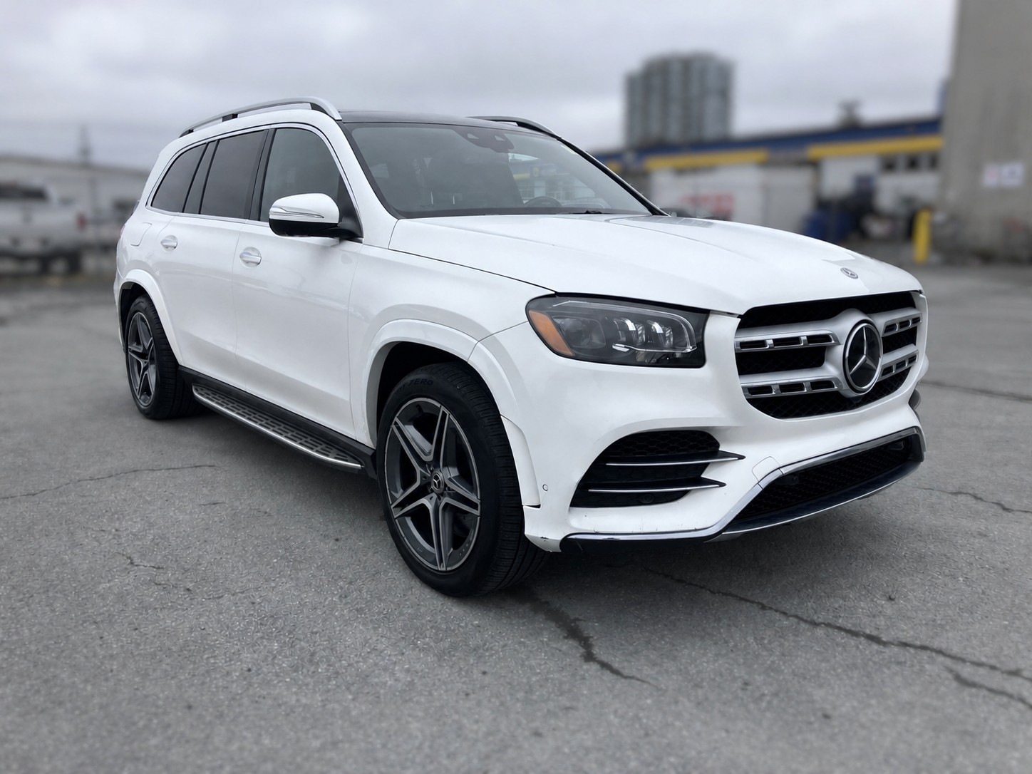 MERCEDES-BENZ GLS 450 AMG Line 4matic-image-2