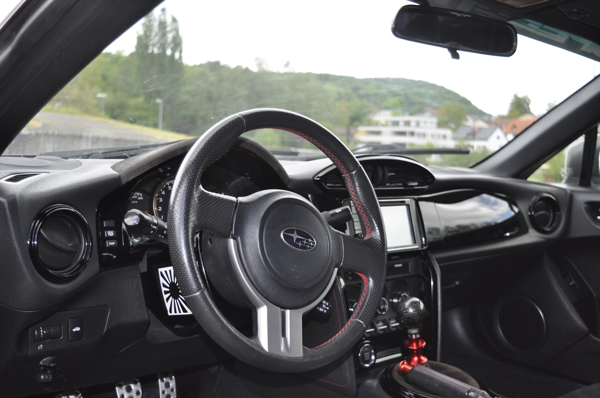 SUBARU BRZ 2.0R-image-7