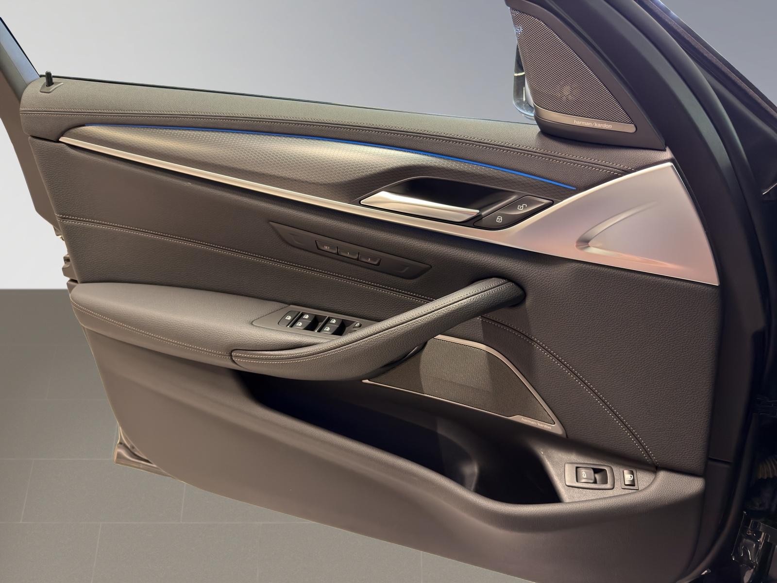 BMW 545e xDrive M-SportPaket-image-9