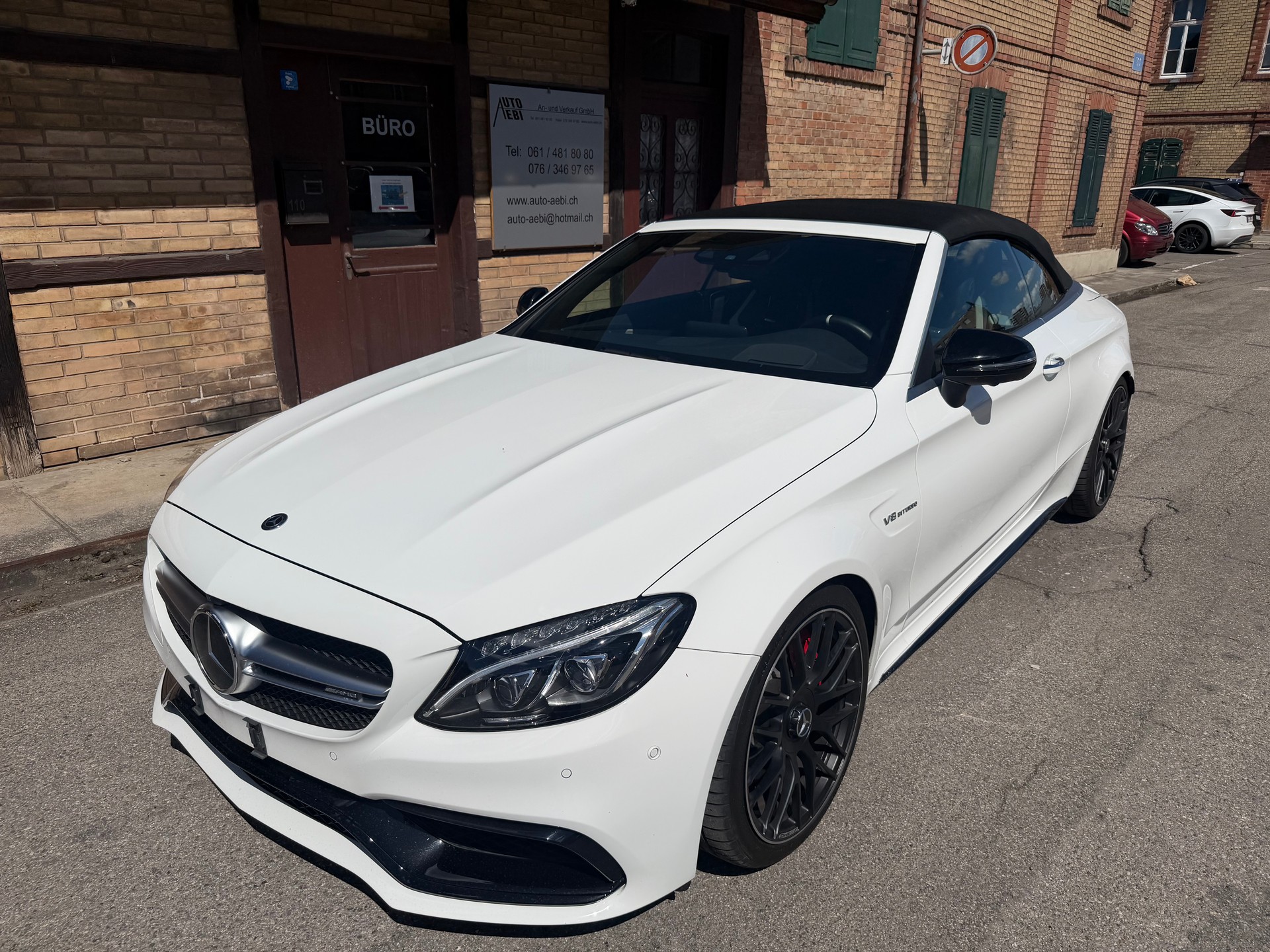 MERCEDES-BENZ C 63 S Cabriolet AMG Speedshift-image-8