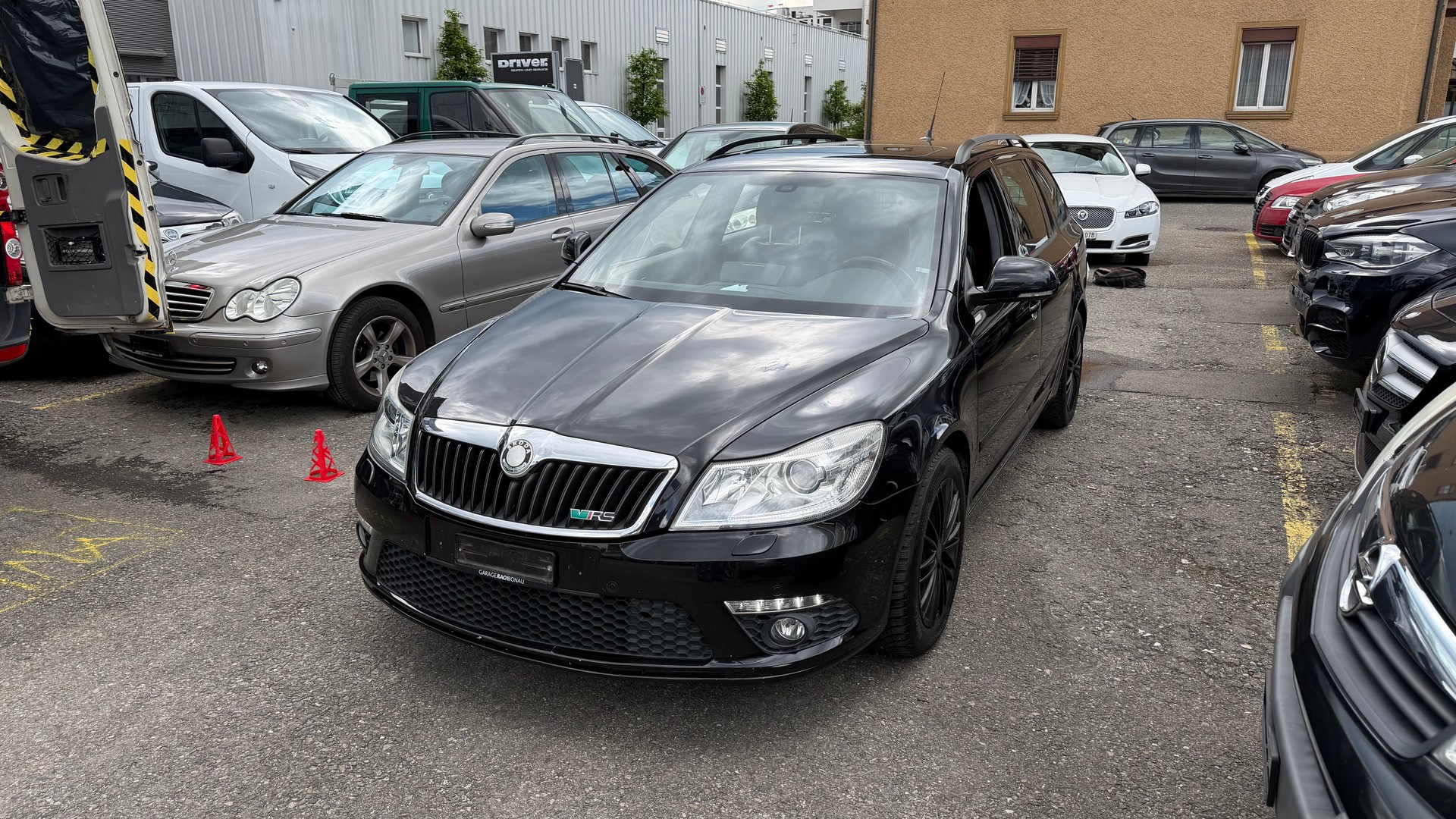 SKODA Octavia Combi 2.0 TSI RS DSG-image-1