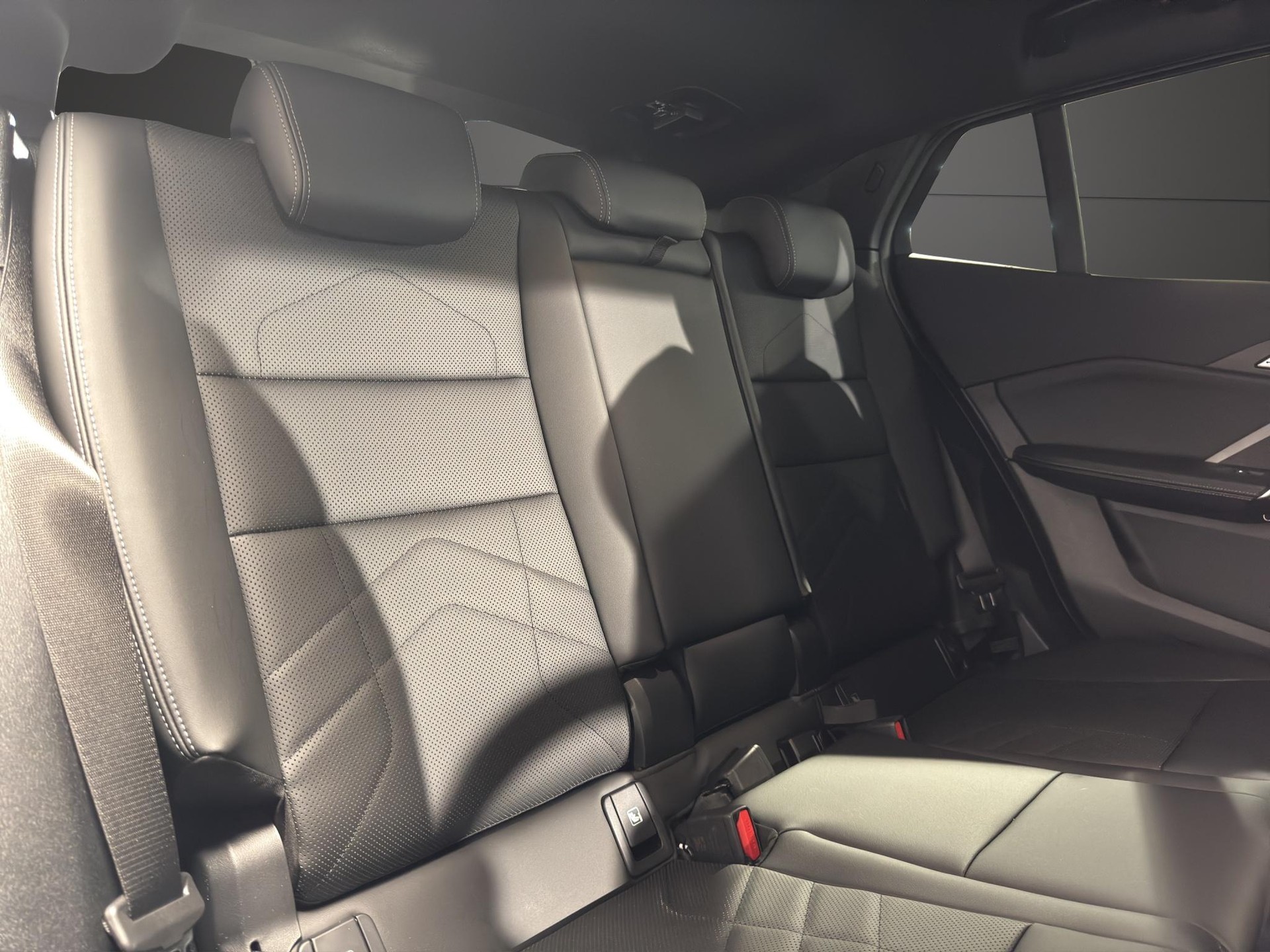 BMW X2 20i sDrive M Sport-image-16