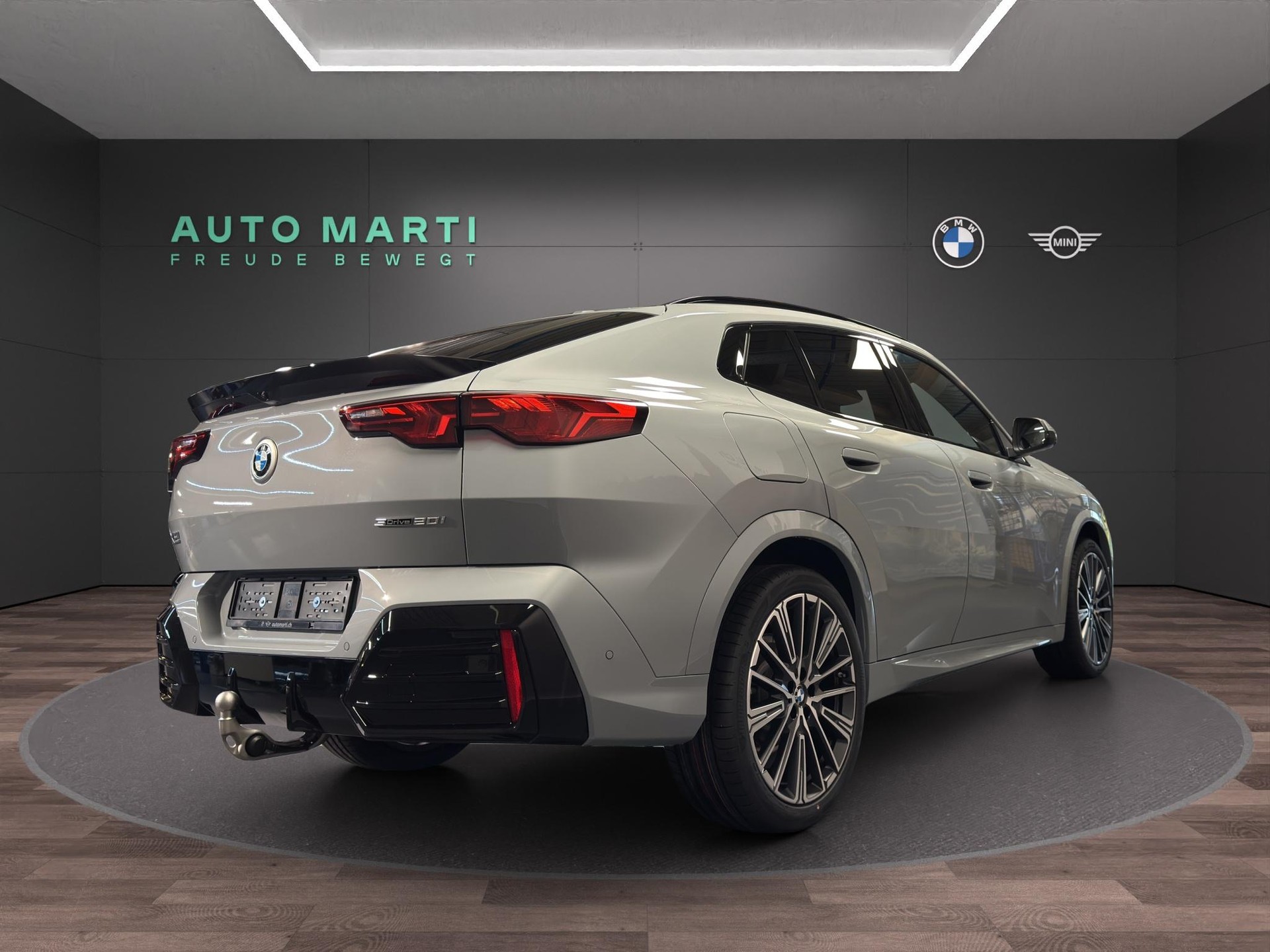 BMW X2 20i sDrive M Sport-showroom-element-3