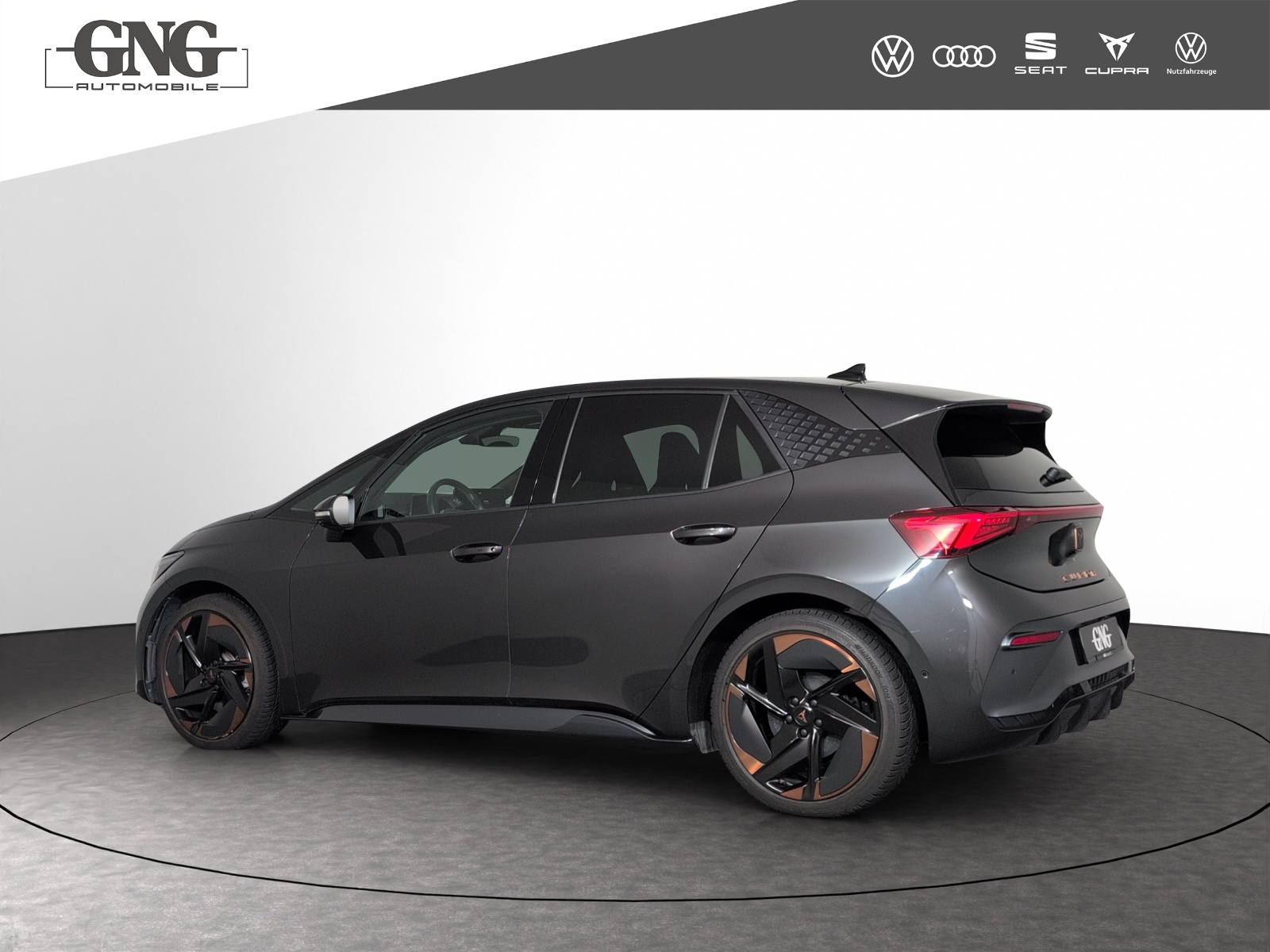 CUPRA Born 58 kWh e-Boost-showroom-element-1