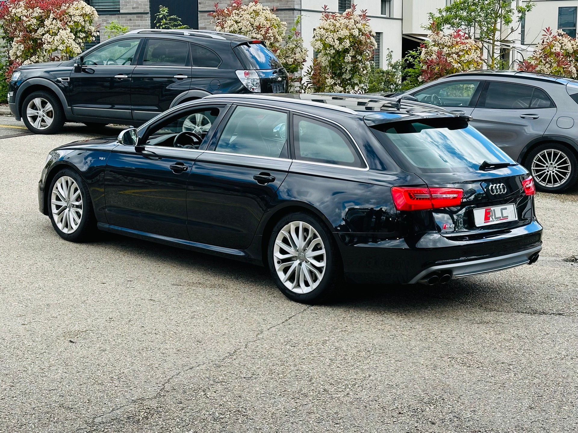 AUDI S6 Avant 4.0 TFSI V8 quattro S-tronic-image-7
