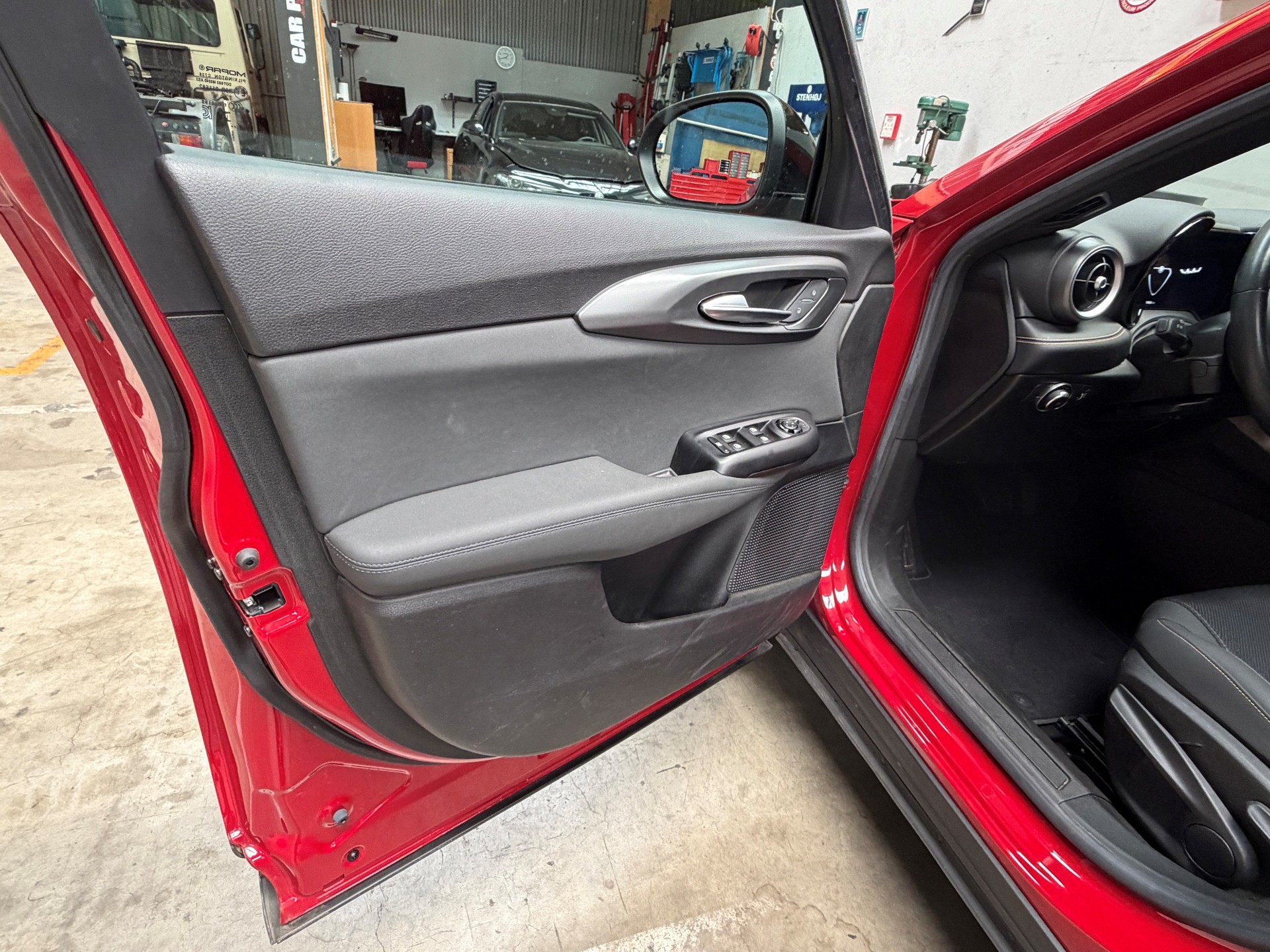 ALFA ROMEO Tonale 1.5 48V Hybrid Sprint-showroom-element-3