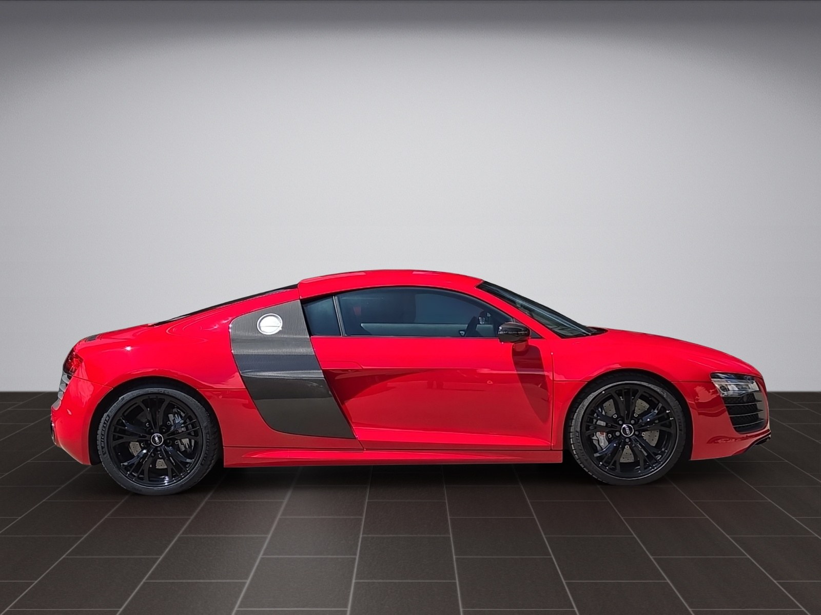AUDI R8 Coupé 5.2 FSI V10 plus quattro S-Tr-showroom-element-2