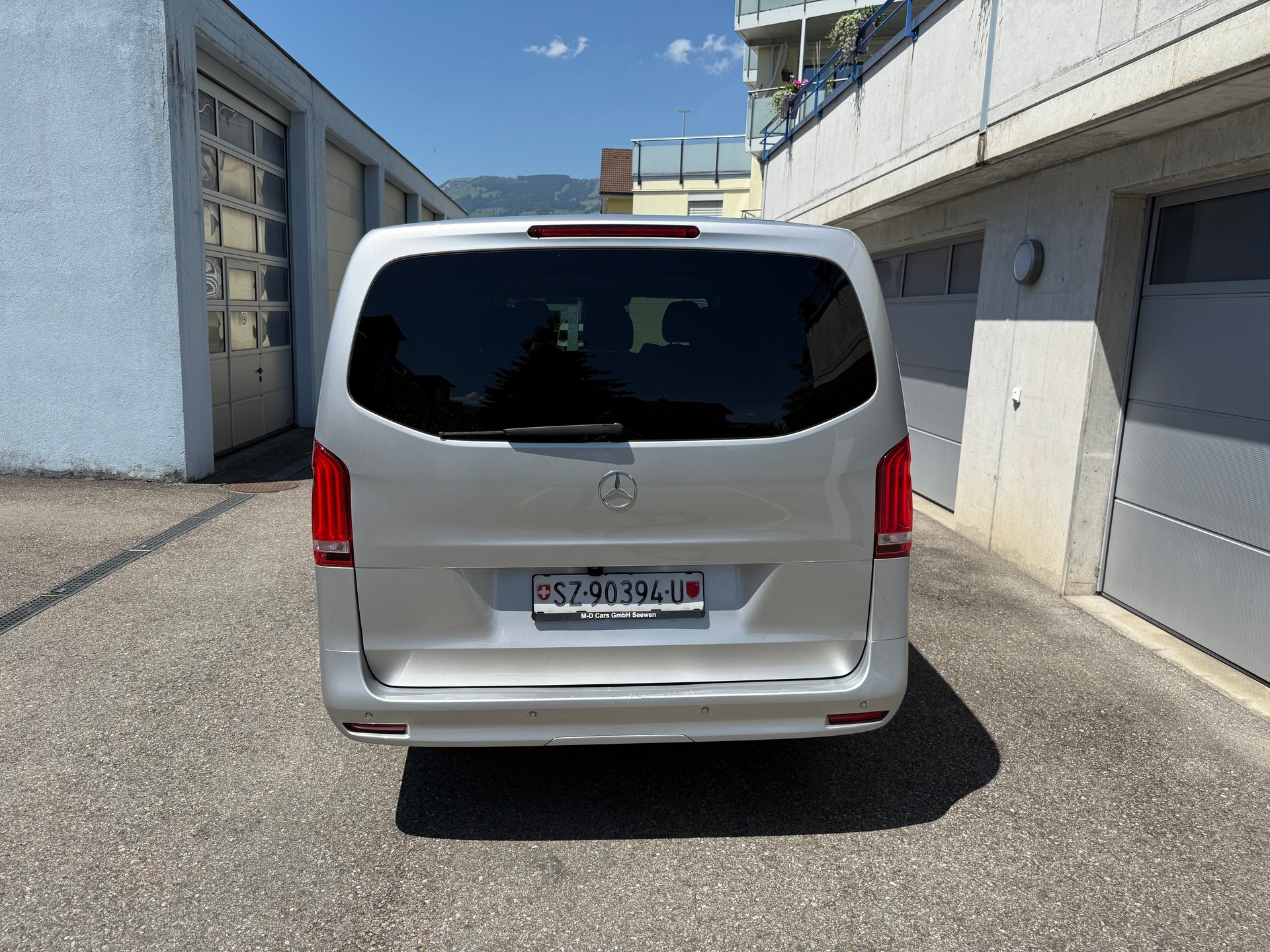 MERCEDES-BENZ Vito 116 CDI Lang Pro Tourer 4Matic 9G-Tronic 5-Plätzer-image-4