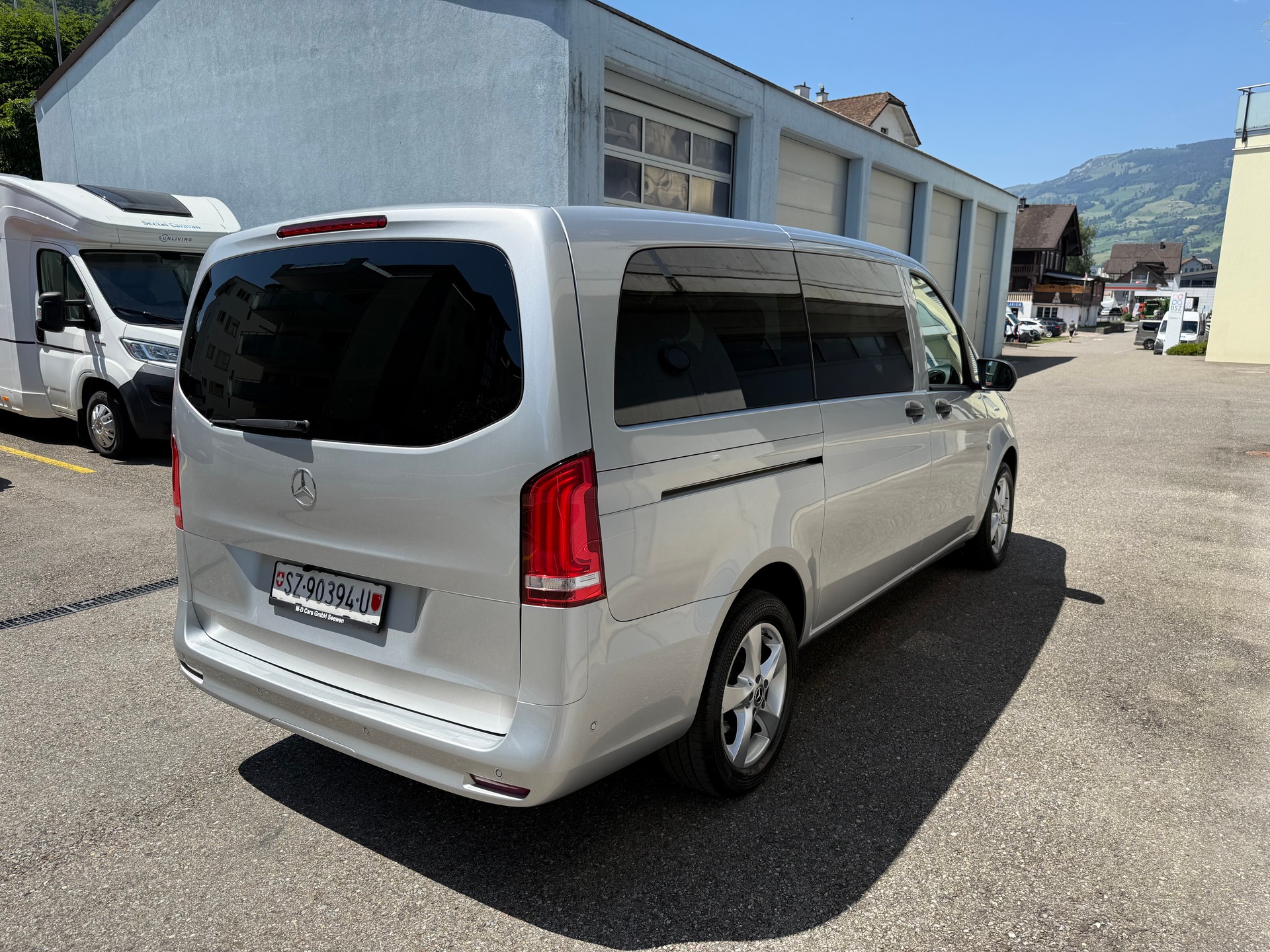 MERCEDES-BENZ Vito 116 CDI Lang Pro Tourer 4Matic 9G-Tronic 5-Plätzer-showroom-element-3