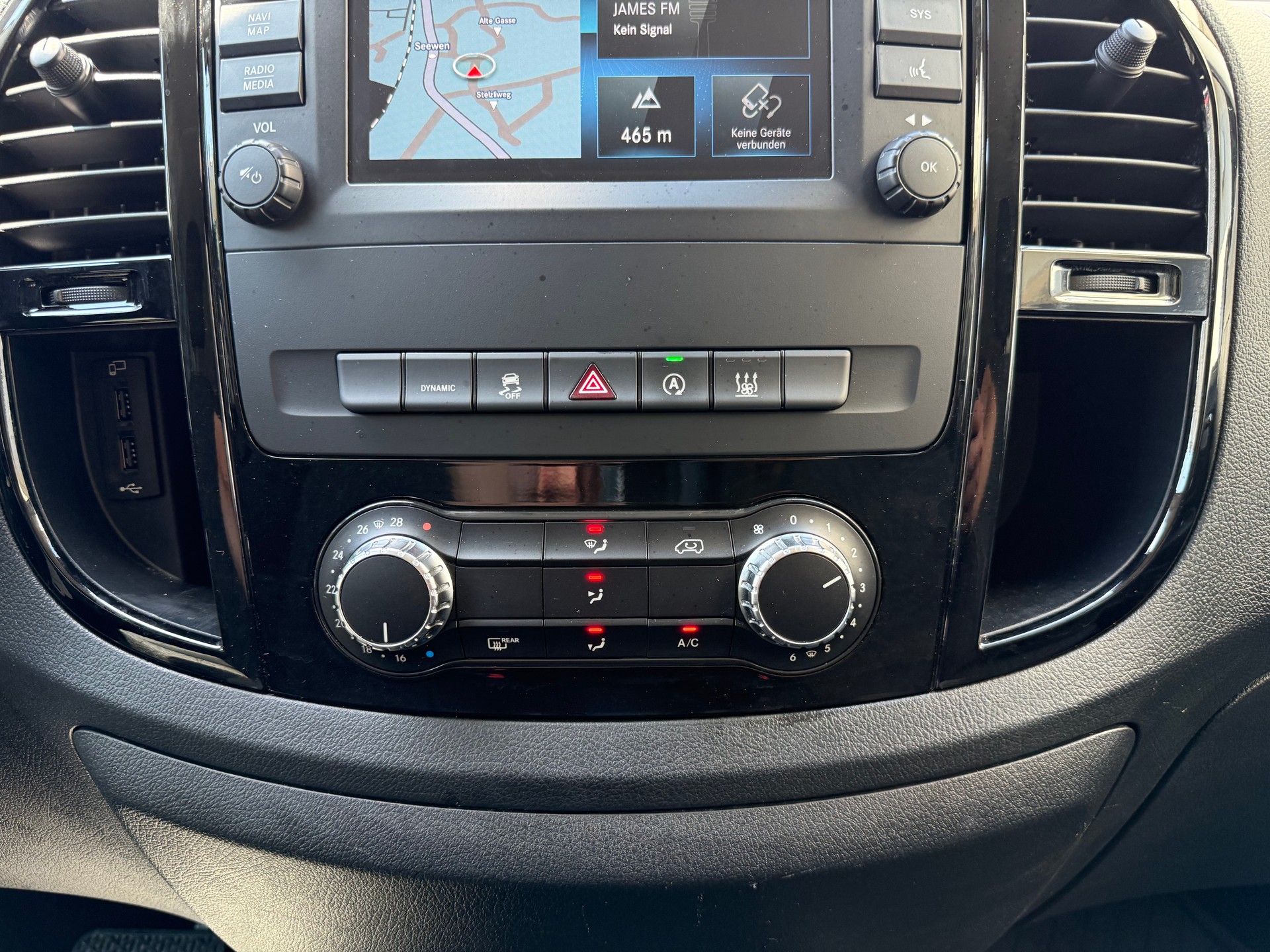 MERCEDES-BENZ Vito 116 CDI Lang Pro Tourer 4Matic 9G-Tronic 5-Plätzer-image-19