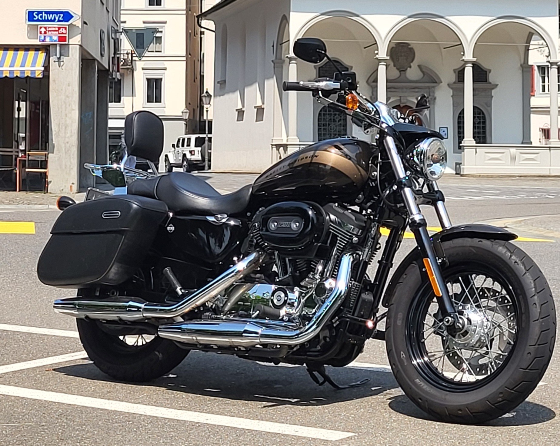HARLEY-DAVIDSON XL 1200 C Sportster Custom ABS-image-0