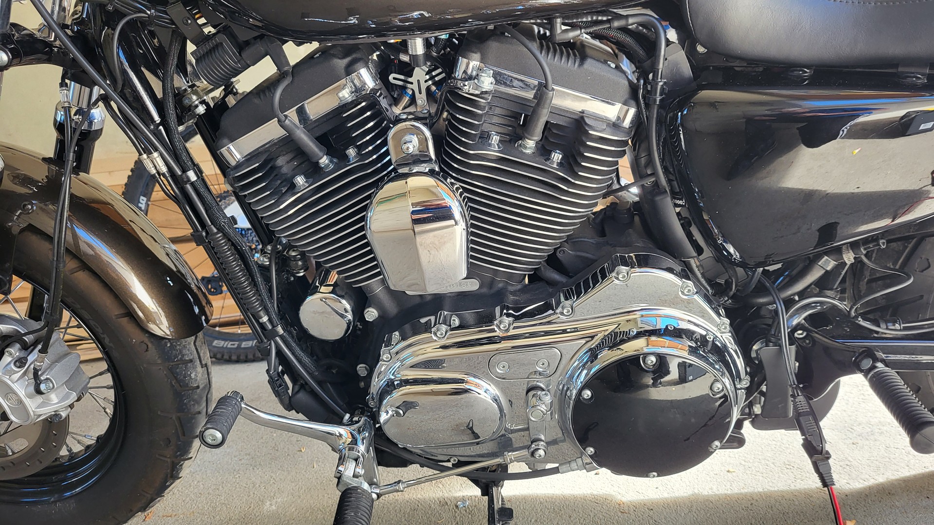 HARLEY-DAVIDSON XL 1200 C Sportster Custom ABS-image-4