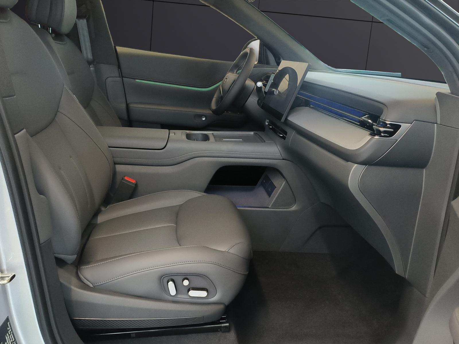 XPENG G6 Performance AWD-image-14