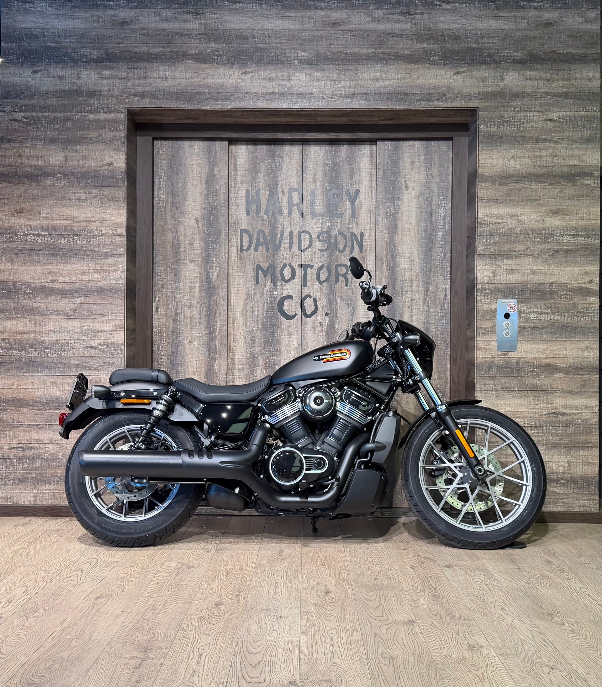 HARLEY-DAVIDSON RH 975S Nightster Special