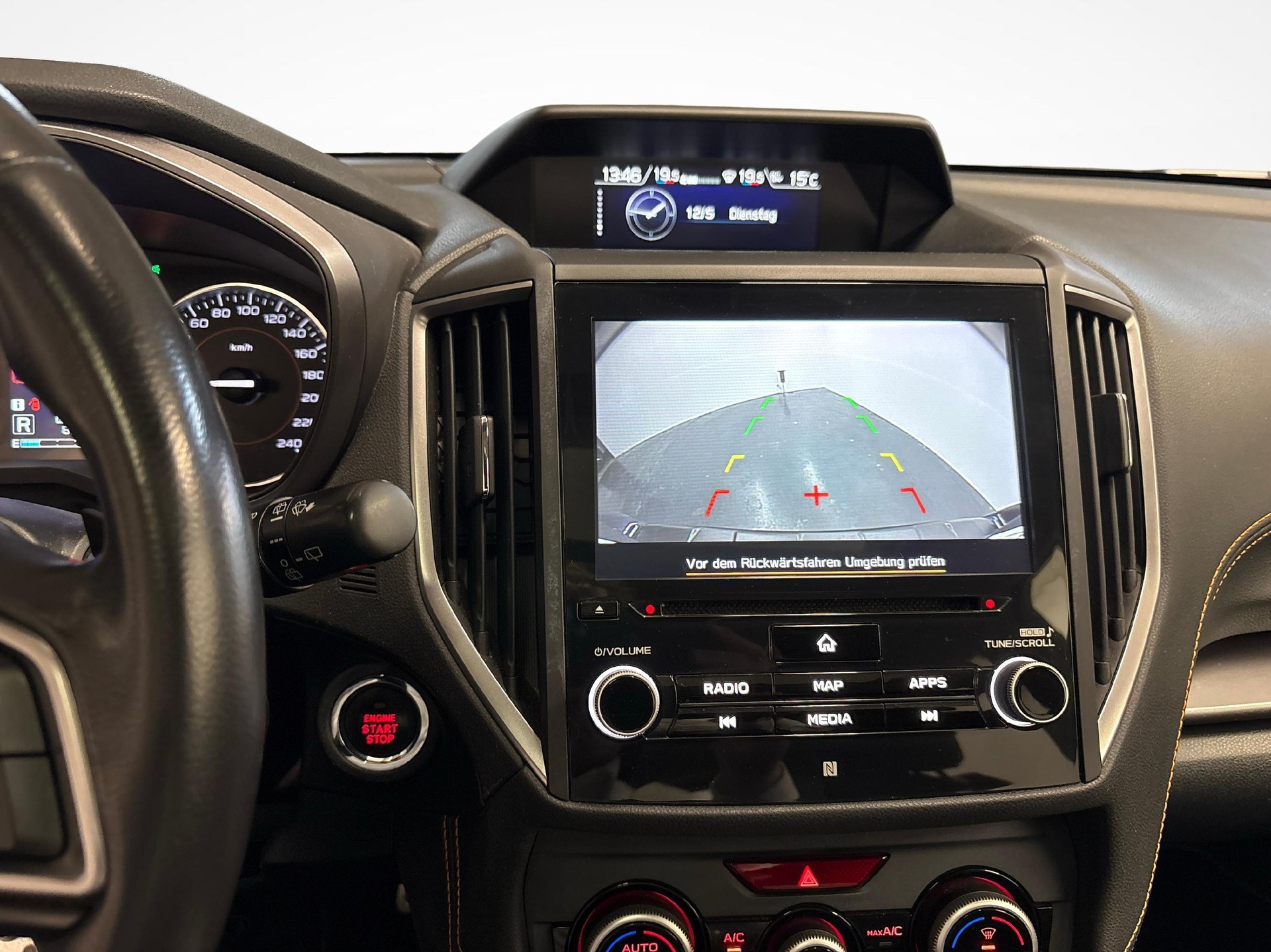 SUBARU XV 2.0i Luxury-image-14