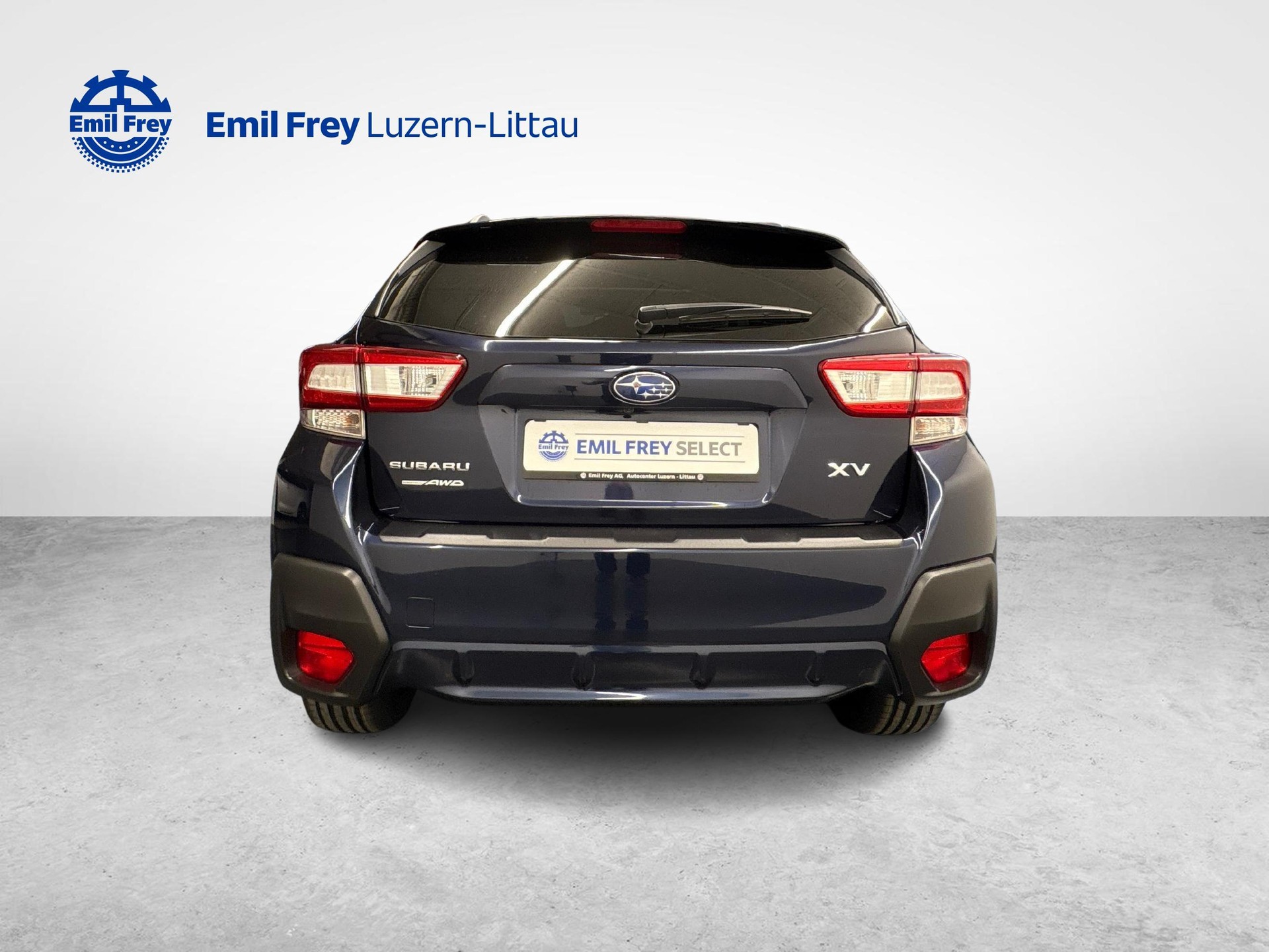 SUBARU XV 2.0i Luxury-showroom-element-3
