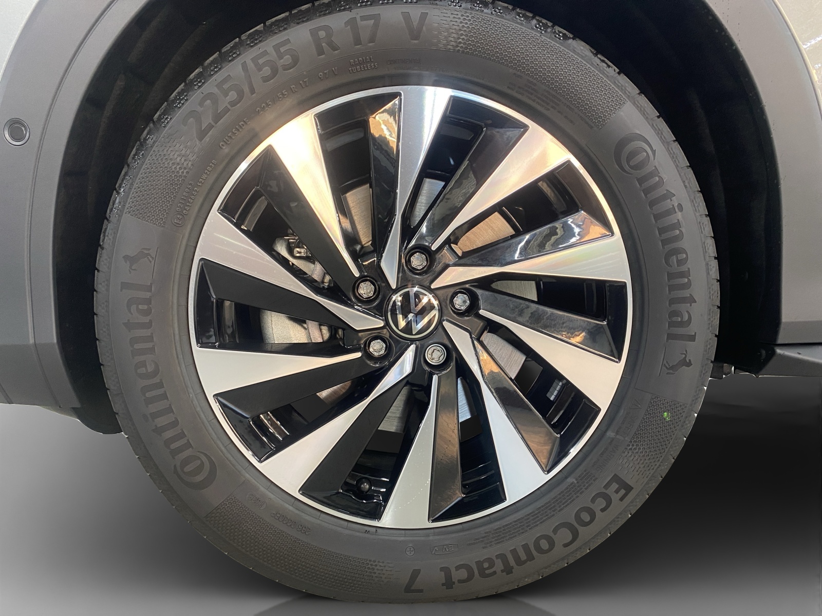 VW T-Roc 1.5 eTSI mHEV Life DSG-image-15