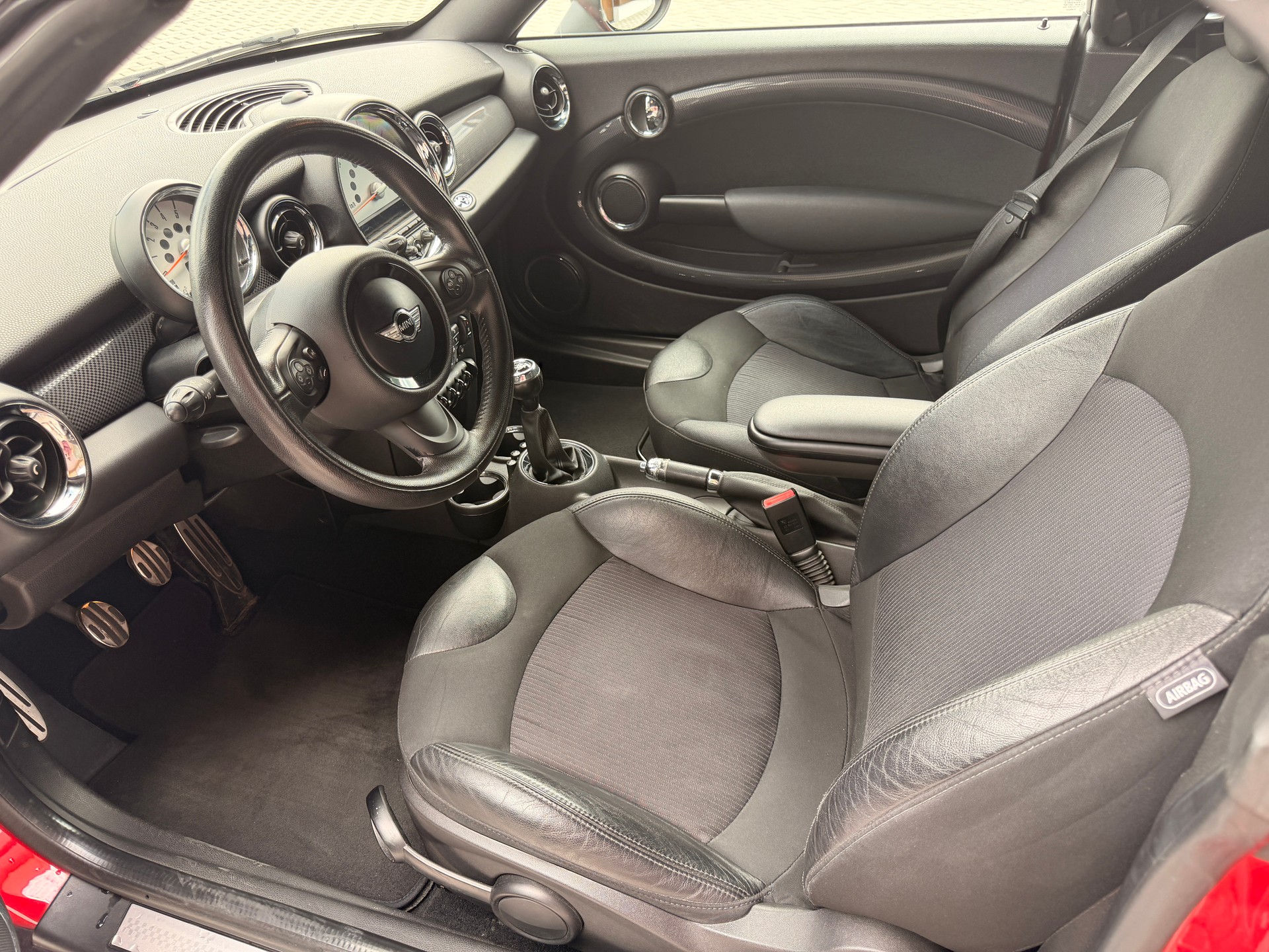 MINI Cooper S Roadster-image-4